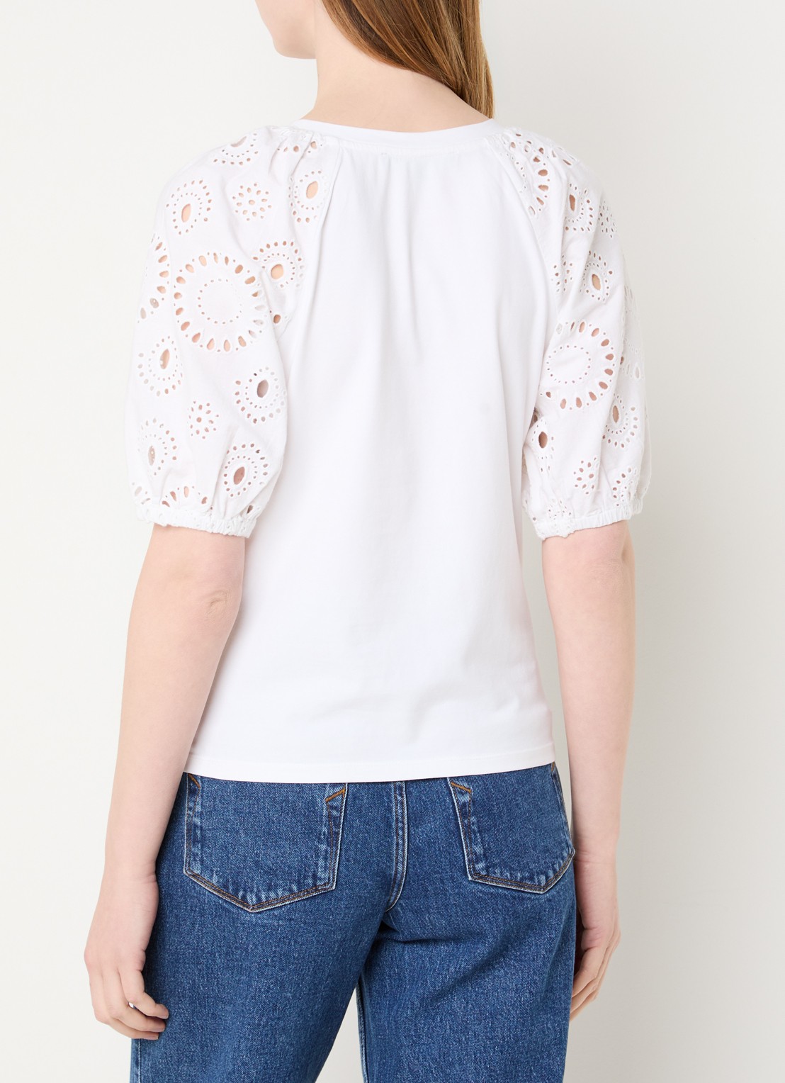 French Connection Rosana top met pofmouw en broderie - achterkant 2 wit