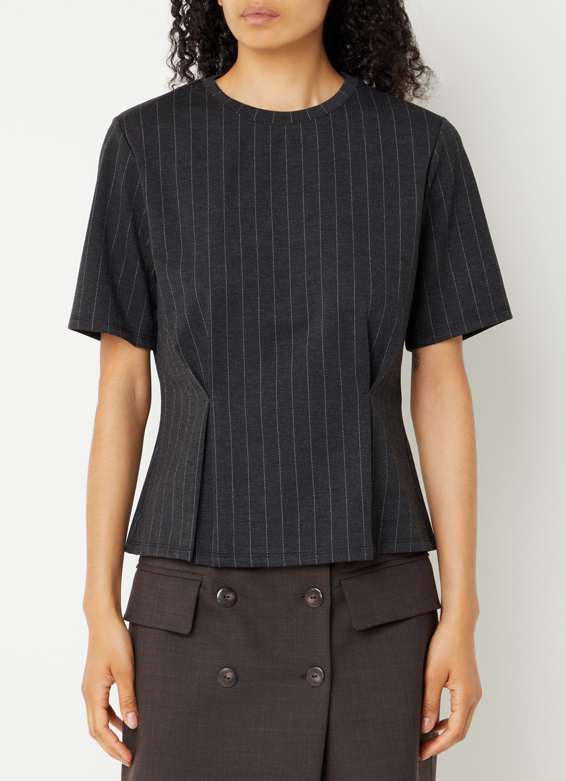 French Connection Sarai T-shirt met krijtstreep - detail antraciet