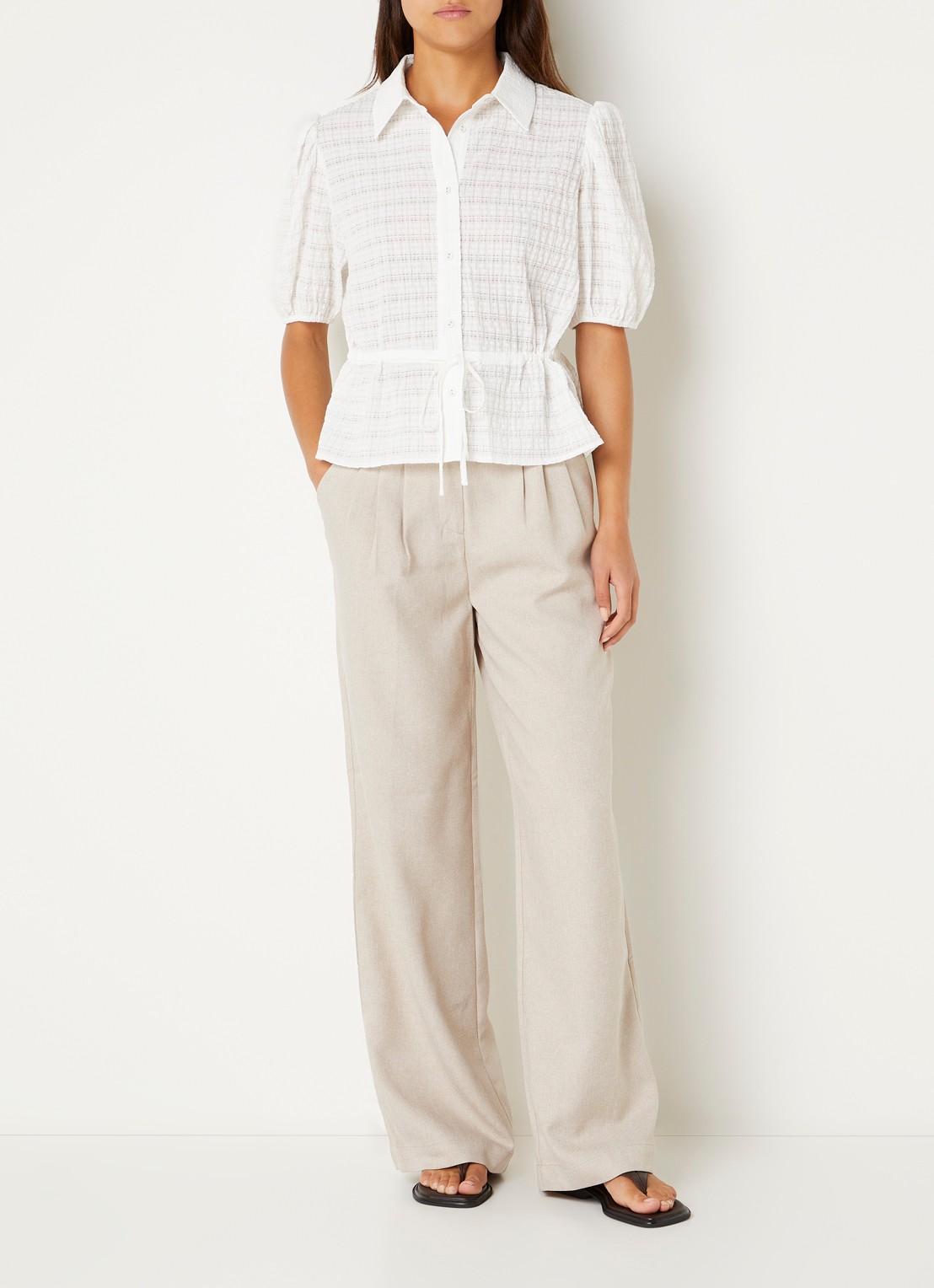 French Connection Shanaya blouse met strikceintuur - voorkant 2 wit
