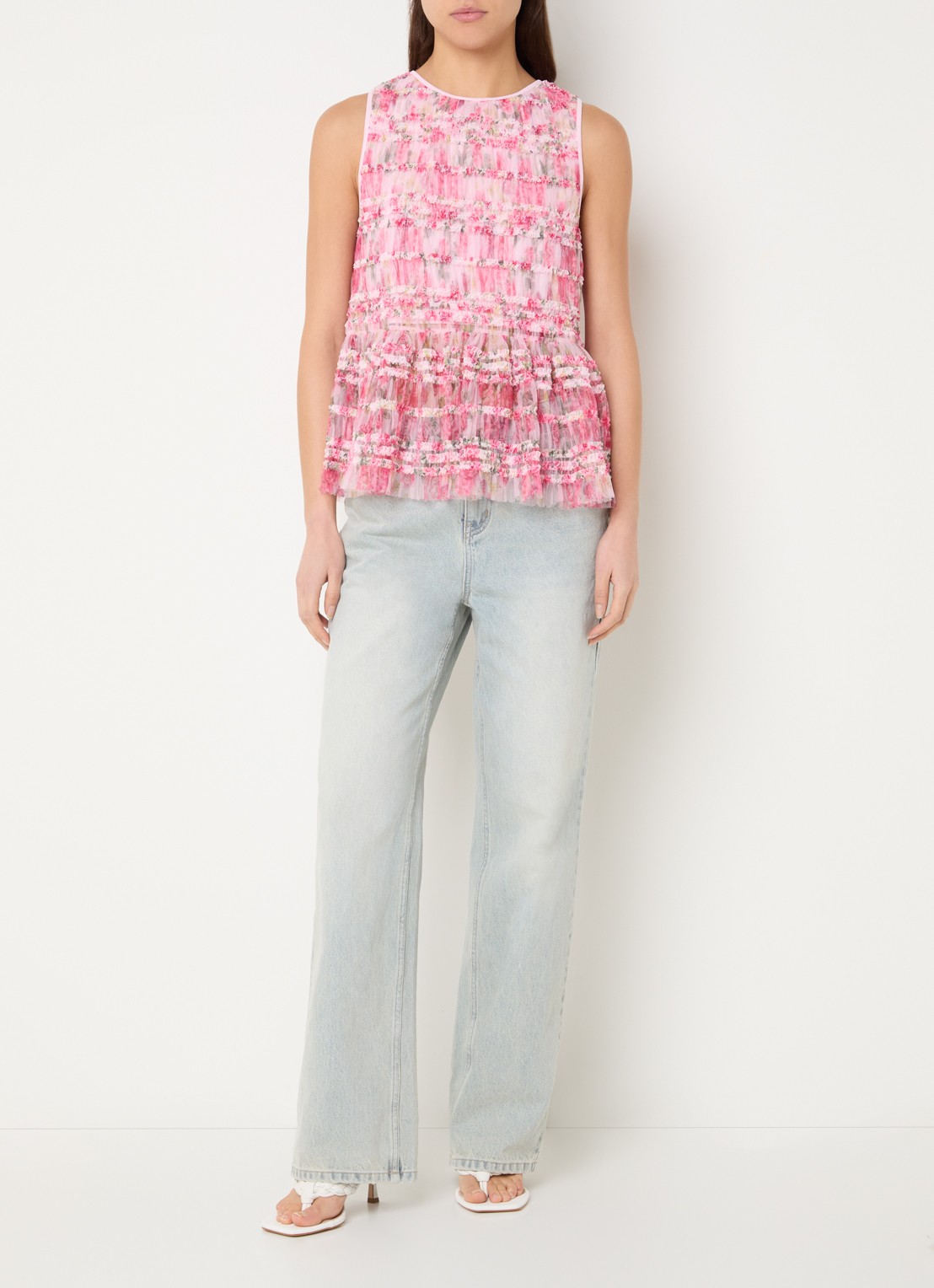 French Connection Vanessa top met bloemenprint - voorkant 4 roze