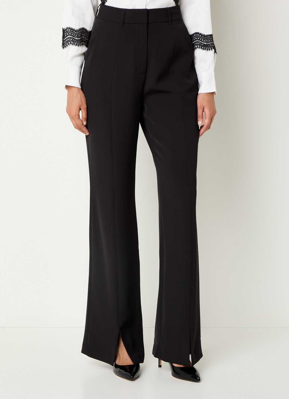 French Connection Vinnie flared fit pantalon met steekzakken - detail 2 zwart