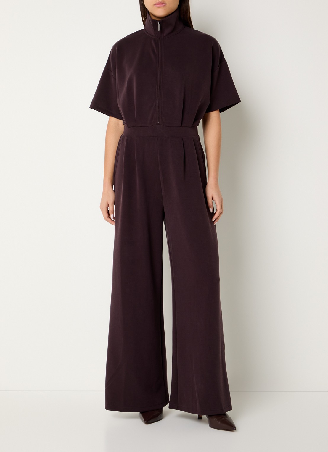 French Connection Wren loose fit jumpsuit met steekzakken - detail aubergine