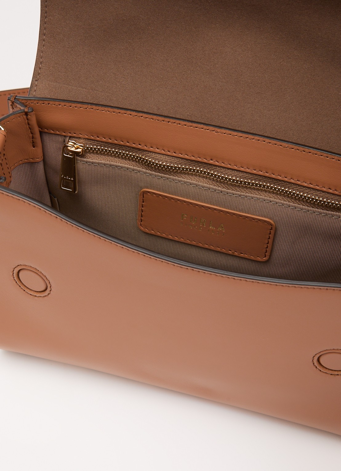 FURLA Urban S crossbodytas van leer met verstelbare schouderriem - detail 3 roestbruin