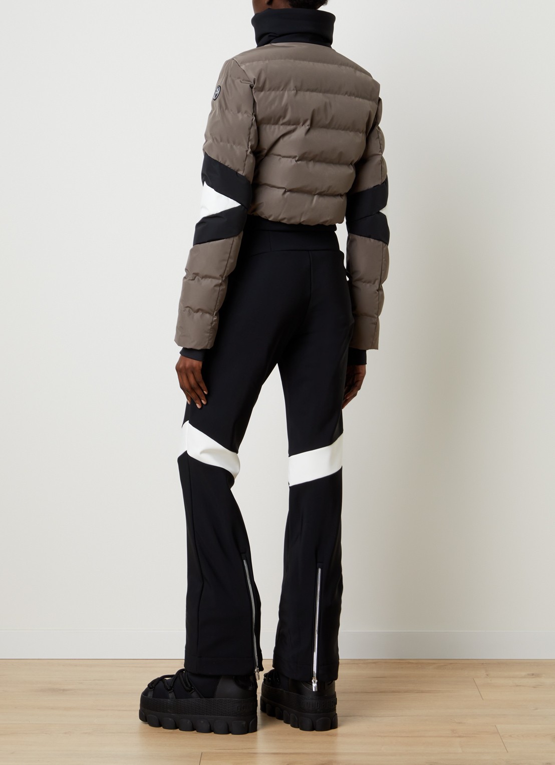 Fusalp Clarisse slim fit skipak met ritszakken - achterkant 5 donkerbeige
