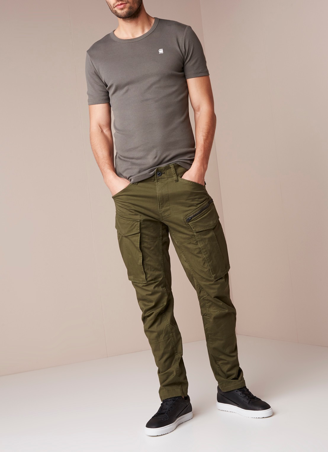 G-Star RAW Rovic tapered fit cargobroek in katoenblend - voorkant 3 mosgroen