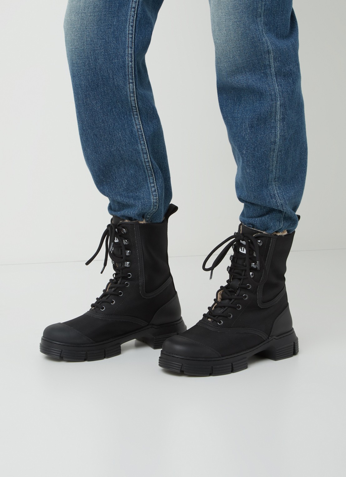 Ganni Bikerboot met voering van imitatiebont - voorkant 5 zwart