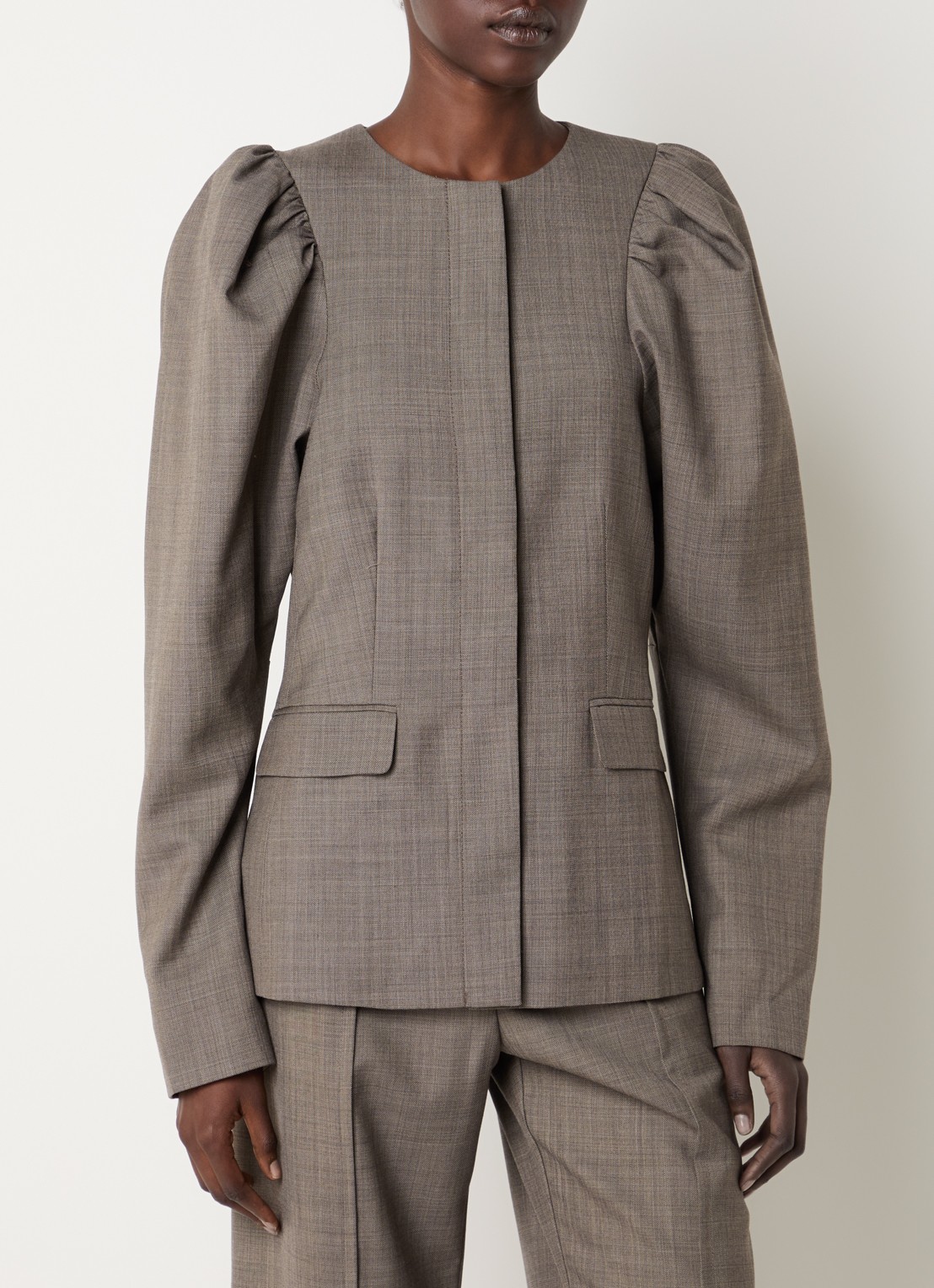 Ganni Blazer in wolblend met gemêleerd dessin en pofmouw - detail chocoladebruin
