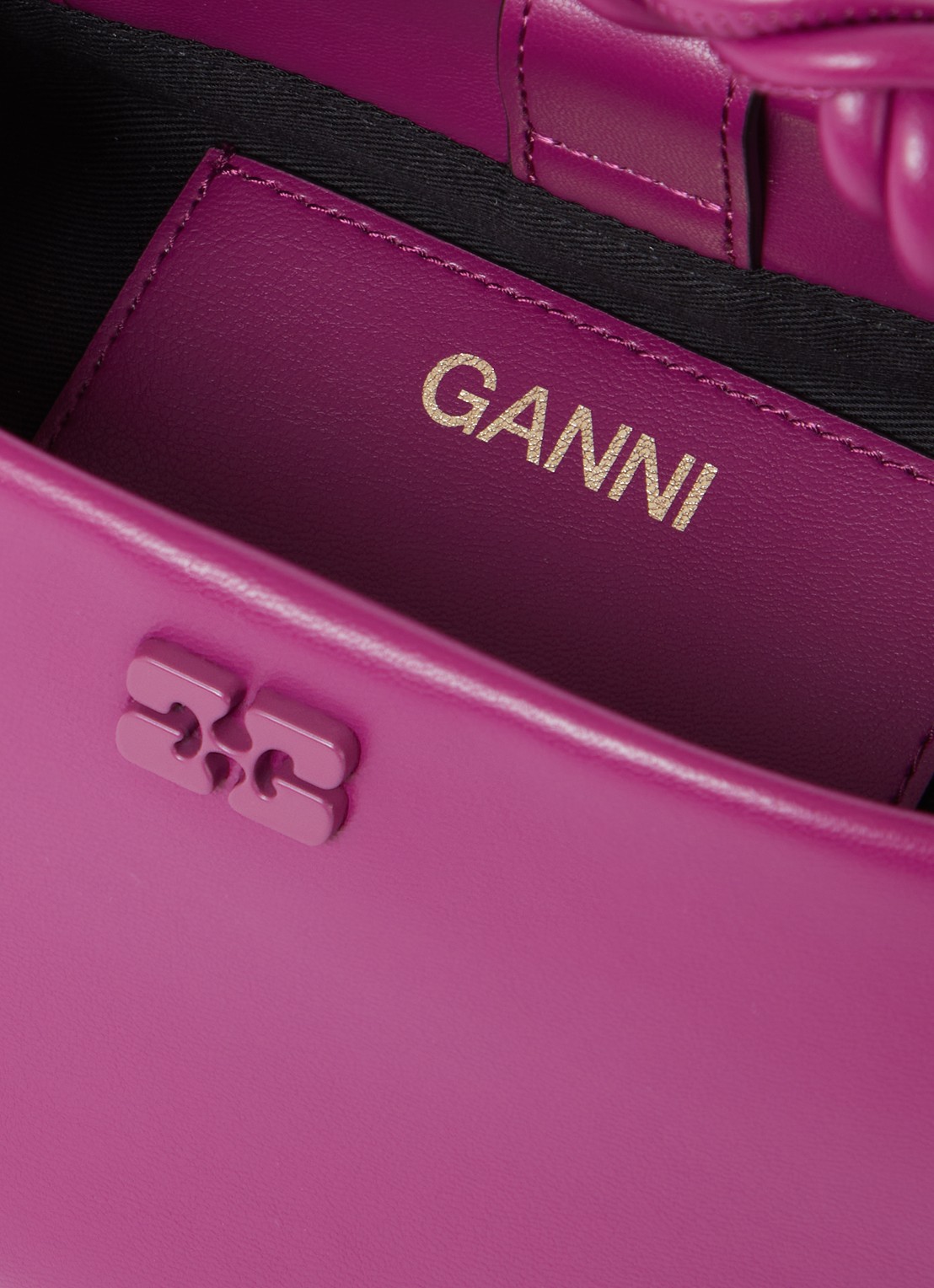 Ganni Bou mini handtas met afneembare schouderriem - detail 2 donkerroze