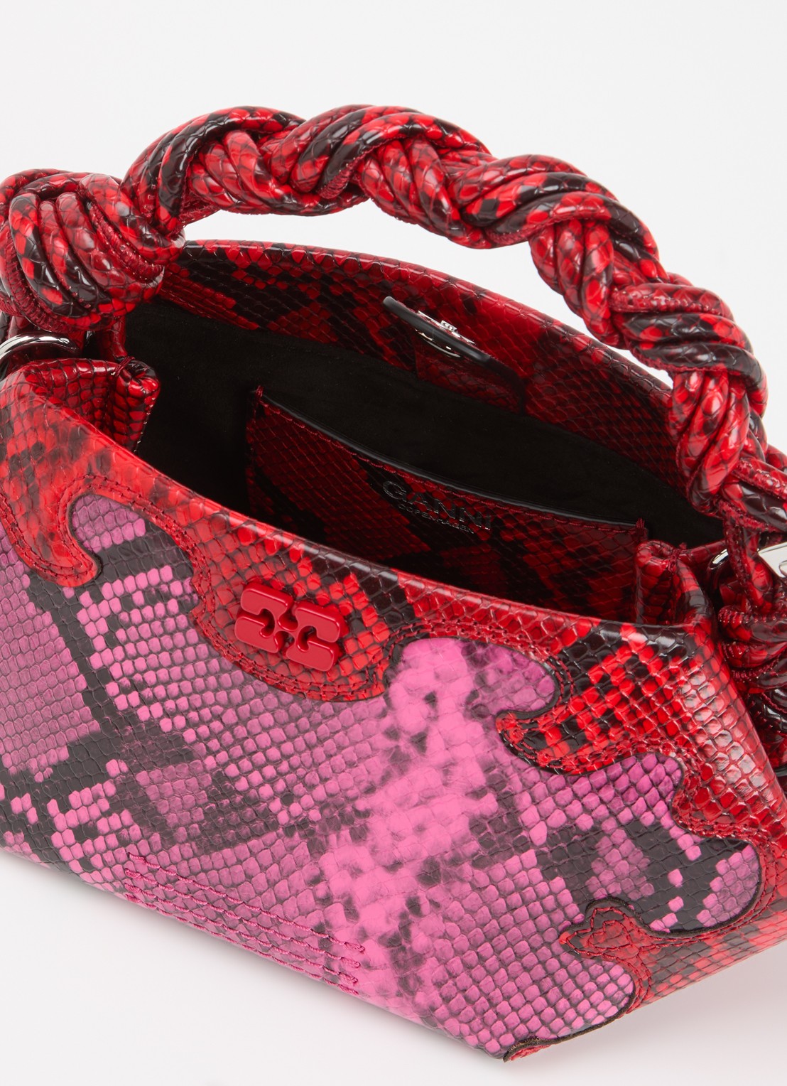 Ganni Bou Mini handtas met slangenprint en afneembare schouderriem - detail 2 fuchsia