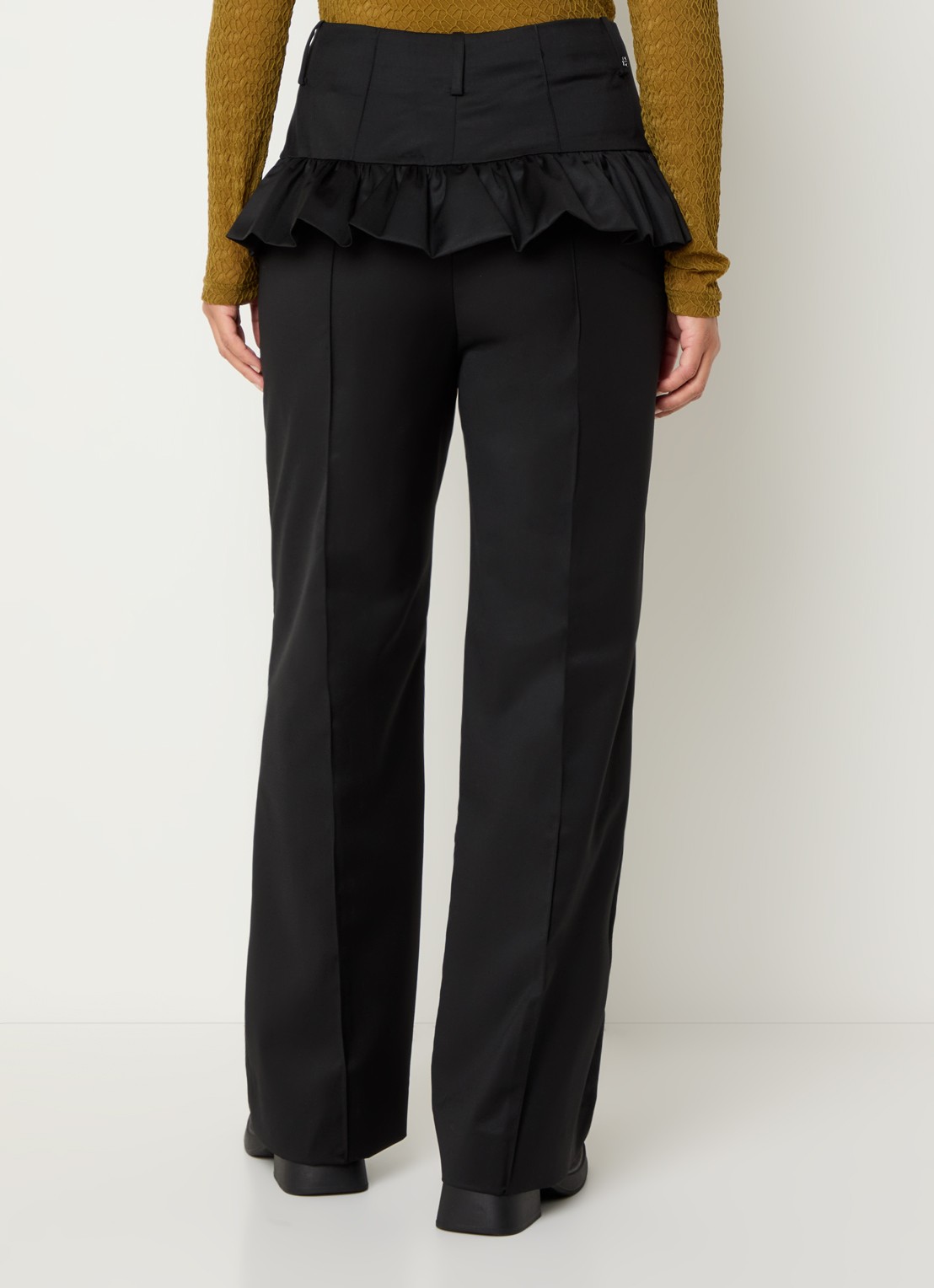 Ganni Calendered high waist loose fit pantalon in wolblend  - achterkant 4 zwart