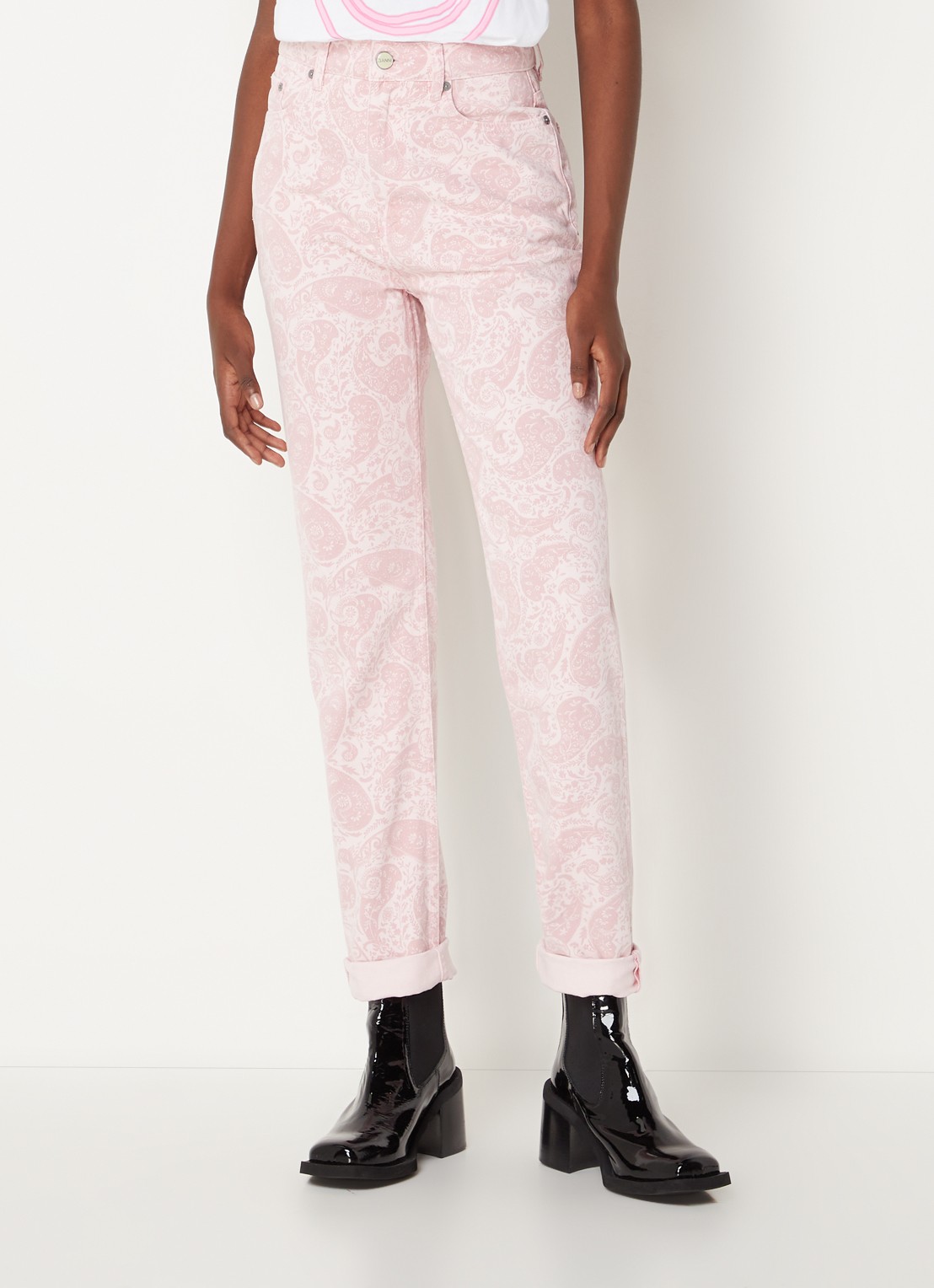 Ganni High waist straight leg jeans met paisley dessin - detail 3 lichtroze