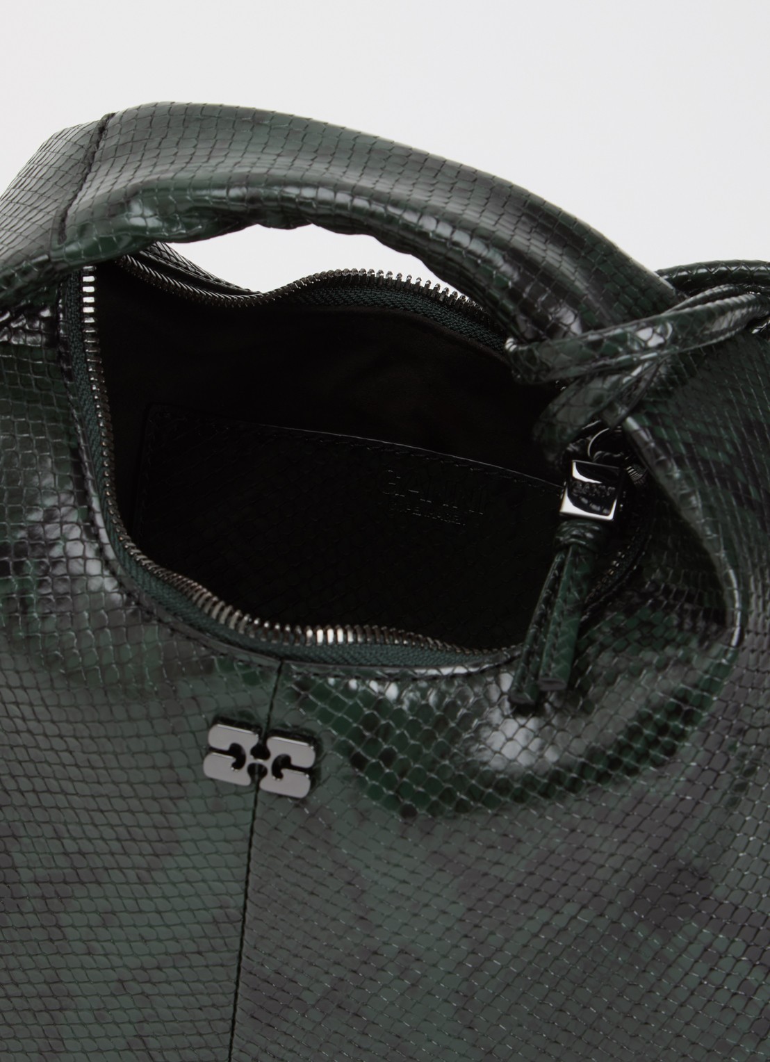 Ganni Hobo Mini handtas met afneembare schouderriem - detail 2 donkergroen