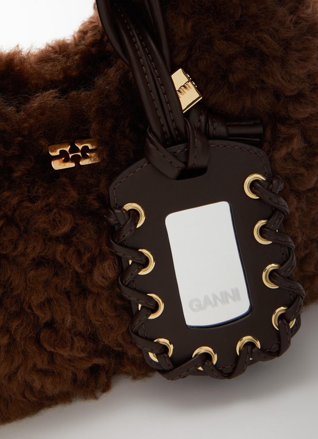 Ganni Hobo Mini handtas van teddy met afneembare schouderriem - detail 3 bruin