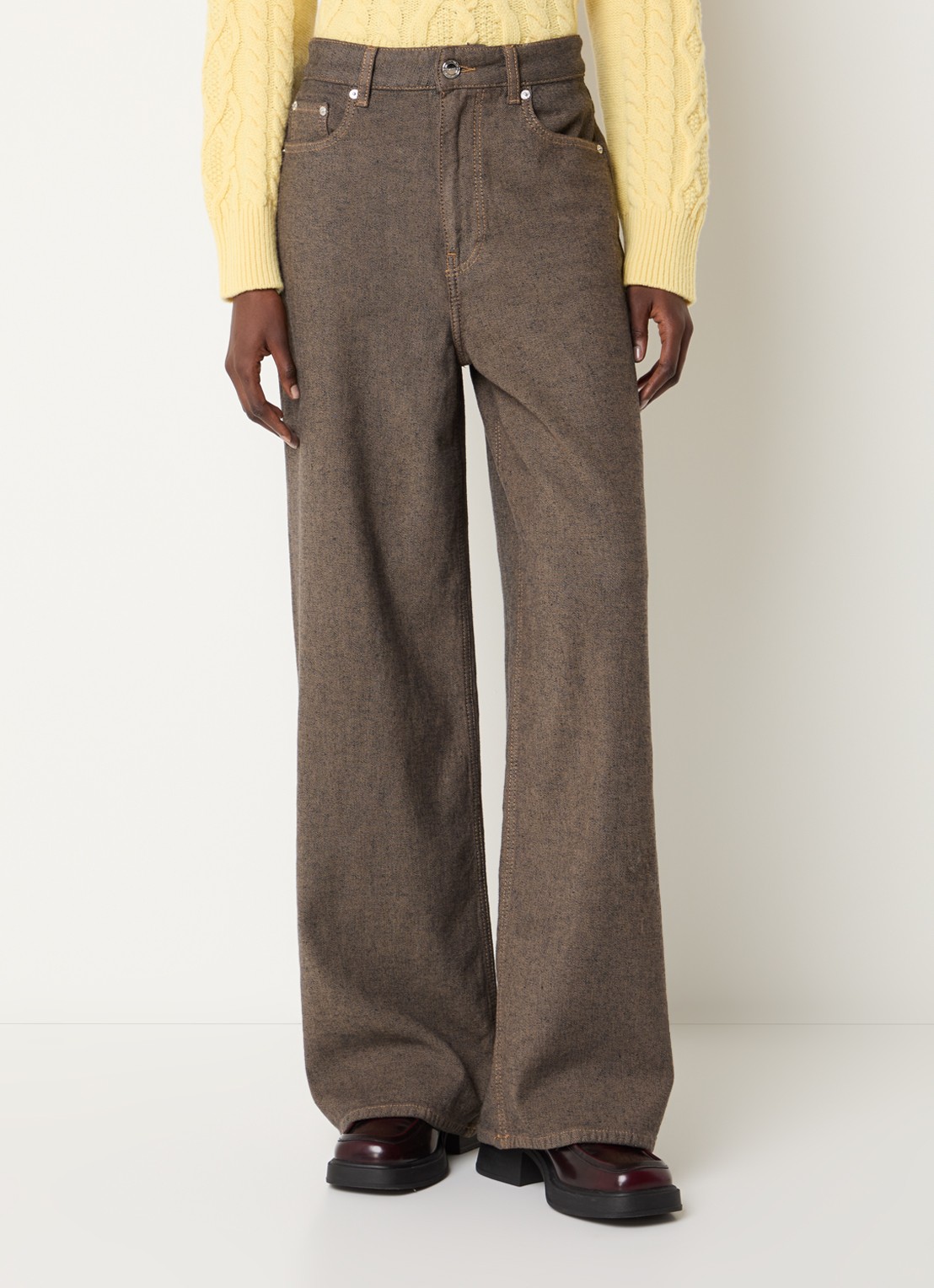 Ganni Lari high waist wide leg jeans met gekleurde wassing - detail lichtbruin