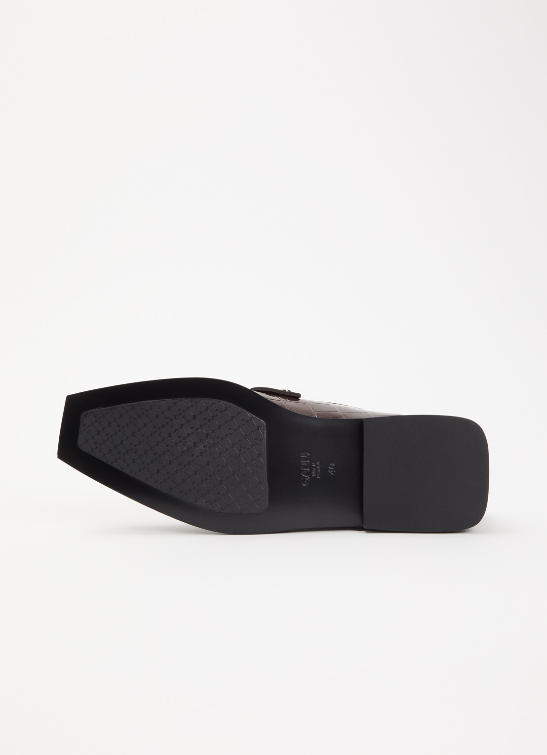Ganni Loafer met crocostructuur en lakfinish - detail 4 kastanjebruin