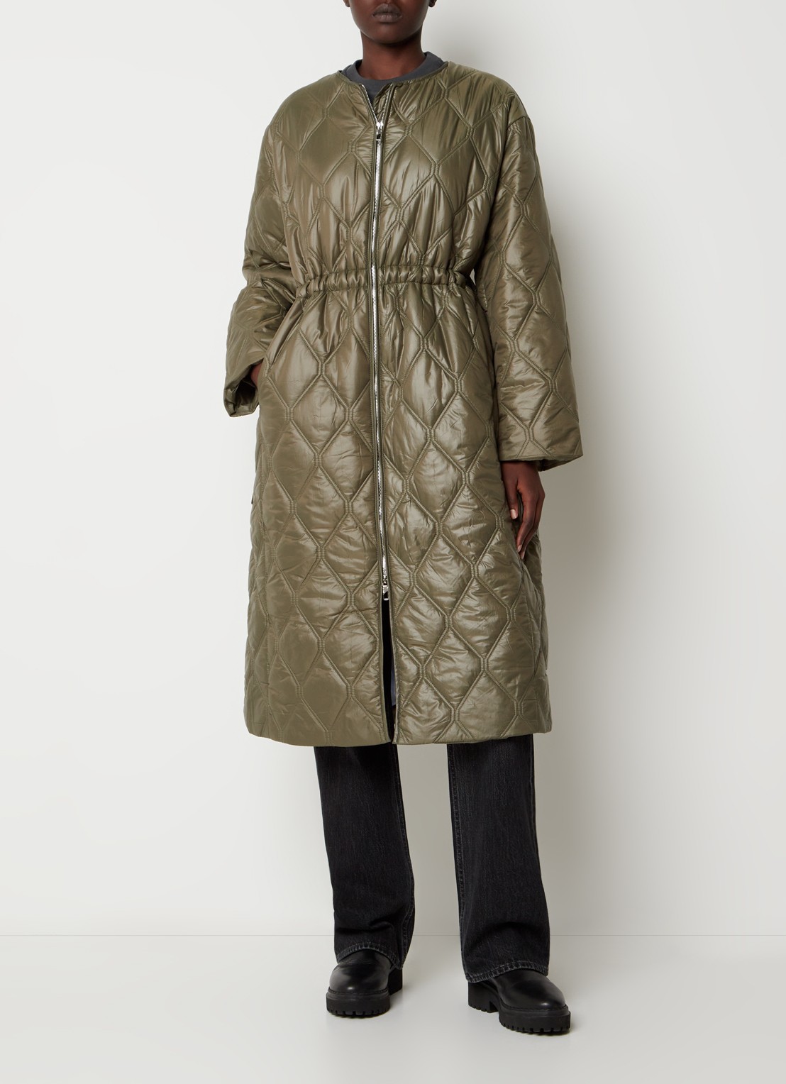 Ganni Longline puffer jack met trekkoord - detail bronsgroen