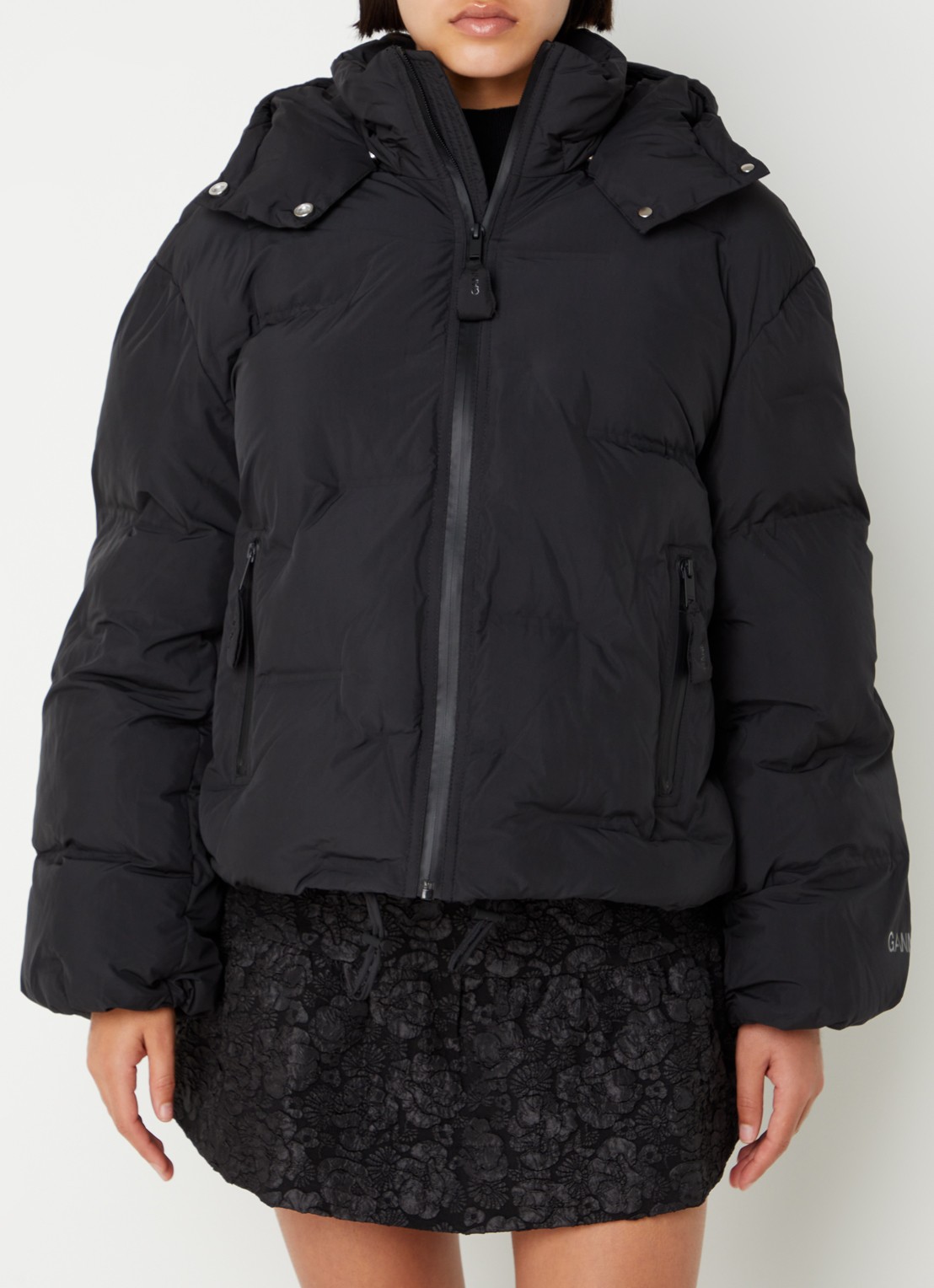 Ganni Puffer jack met ritszakken en afneembare capuchon - detail 4 zwart