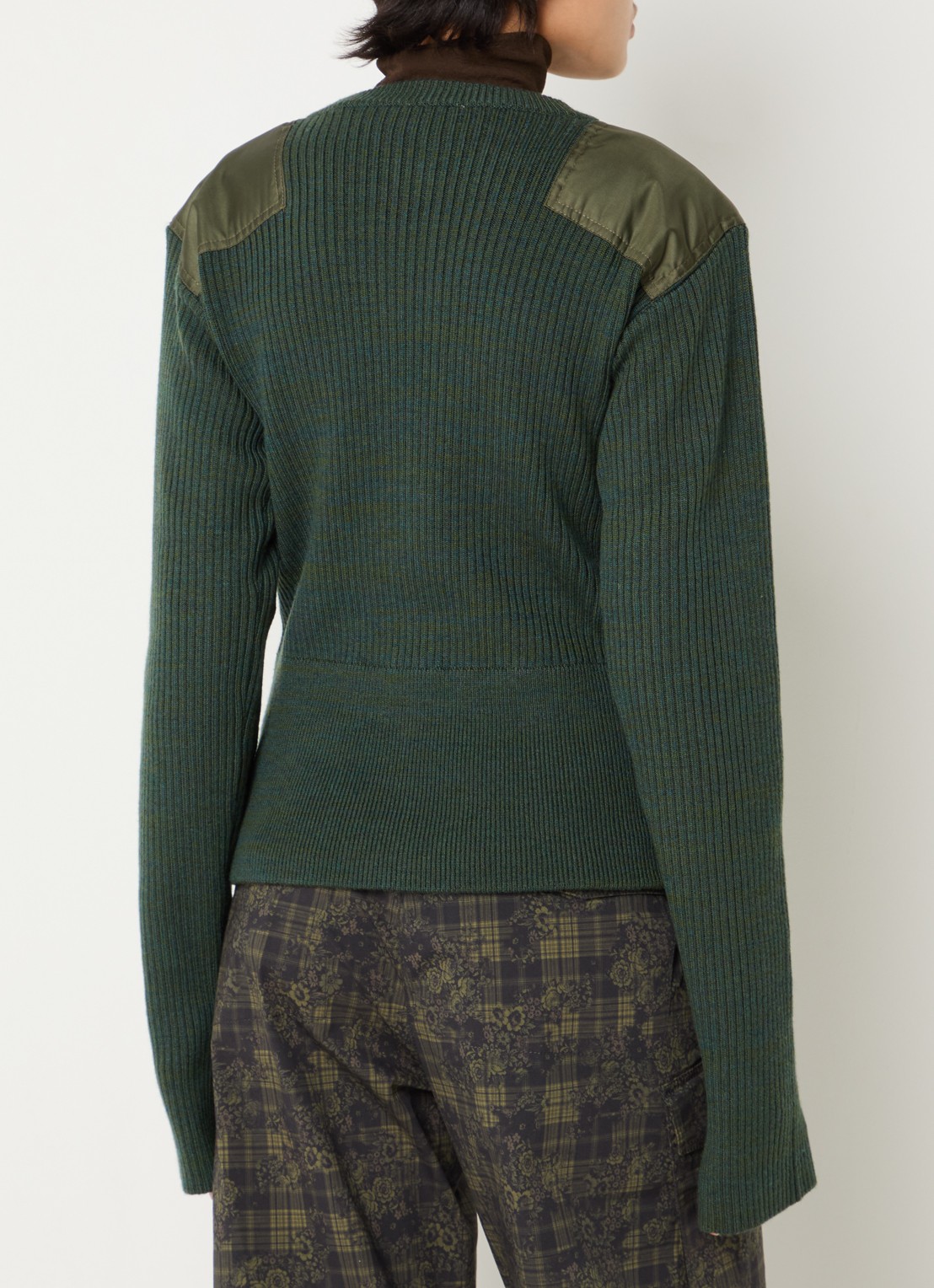 Ganni Ribgebreid vest in merino wolblend - achterkant 4 groen