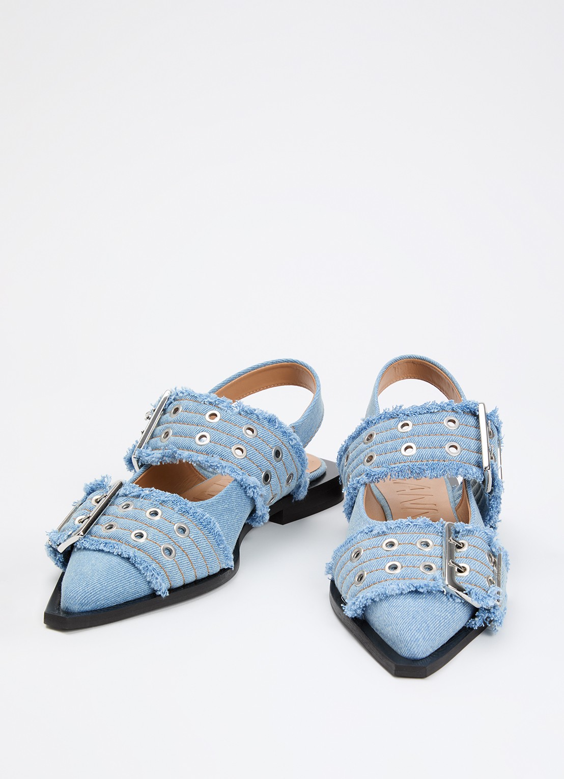 Ganni Slingback van denim - detail lichtblauw