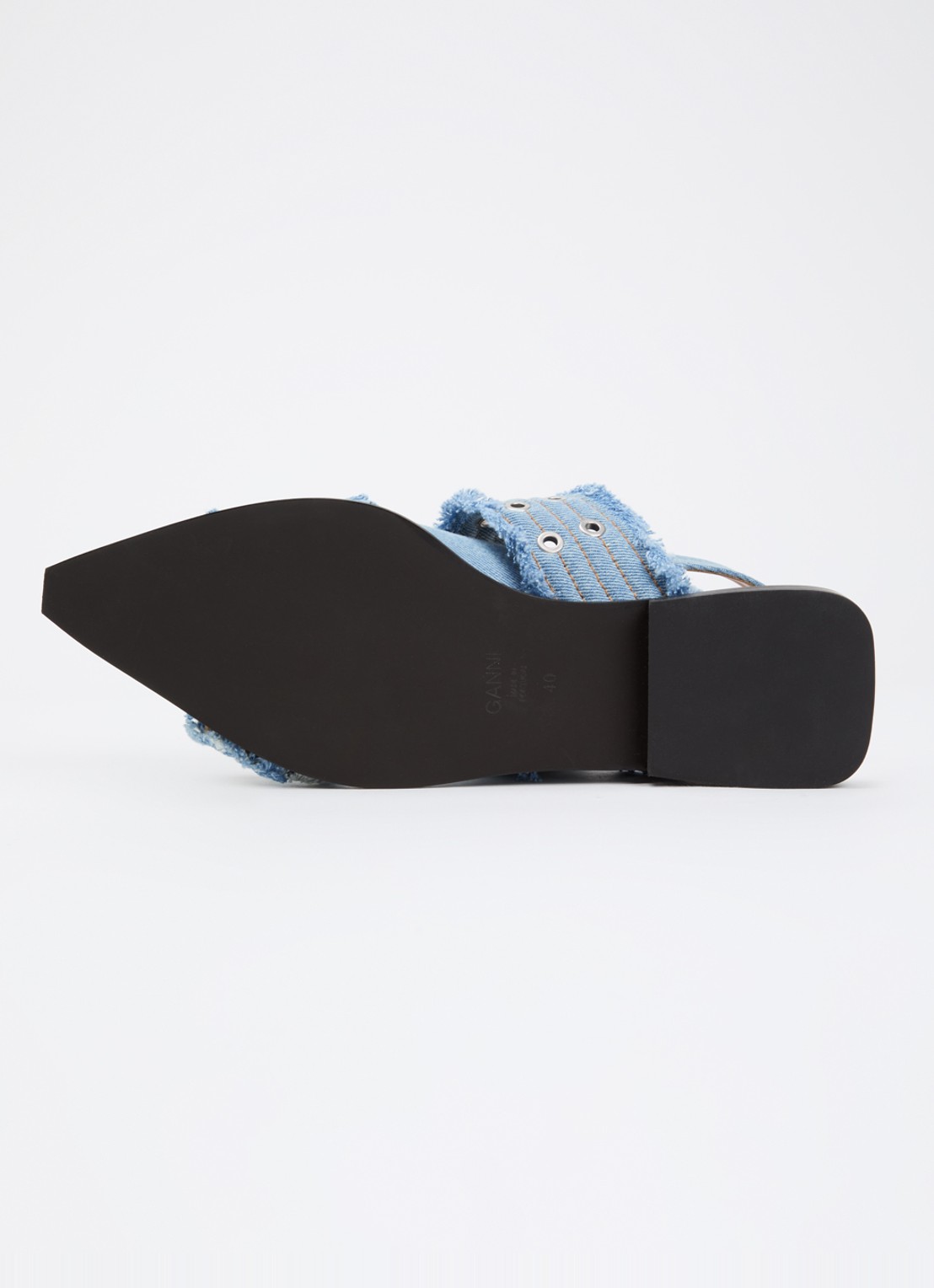 Ganni Slingback van denim - detail 3 lichtblauw