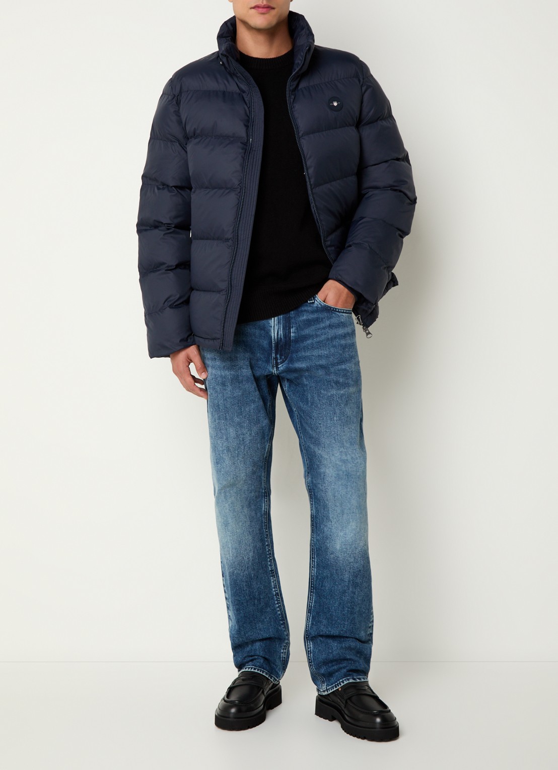 Gant Active Cloud puffer jack met afneembare capuchon en ritszakken - voorkant 3 donkerblauw