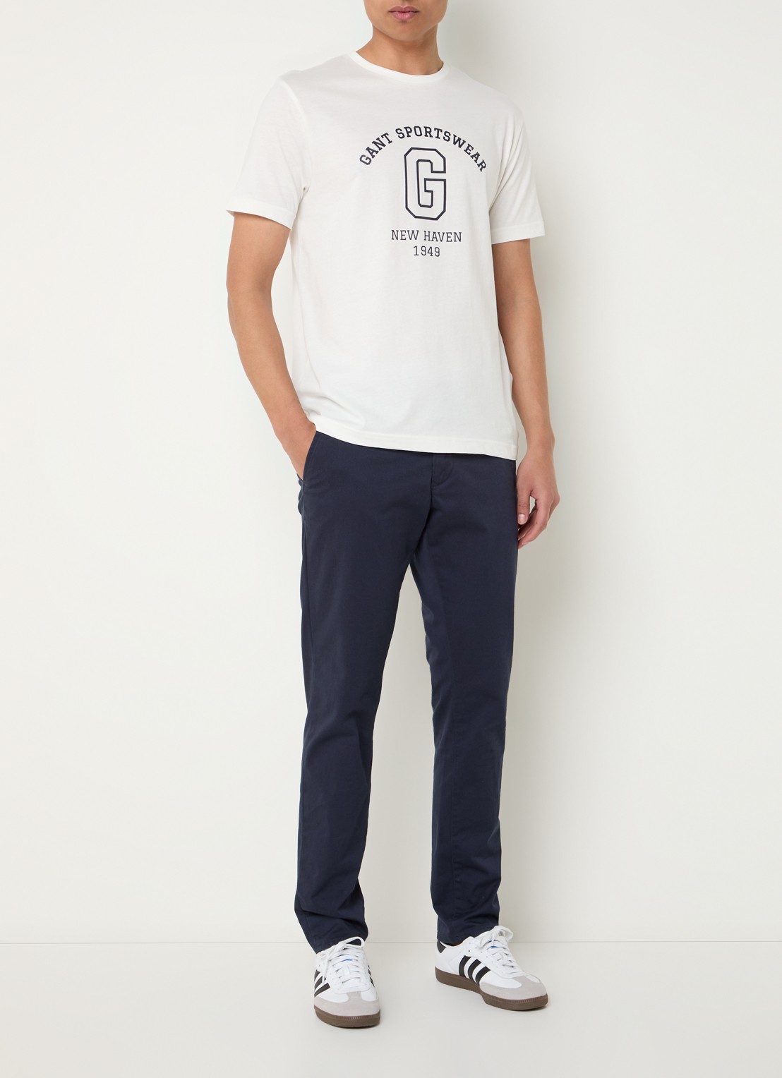 Gant College G T-shirt met logoprint - voorkant 3 gebroken wit