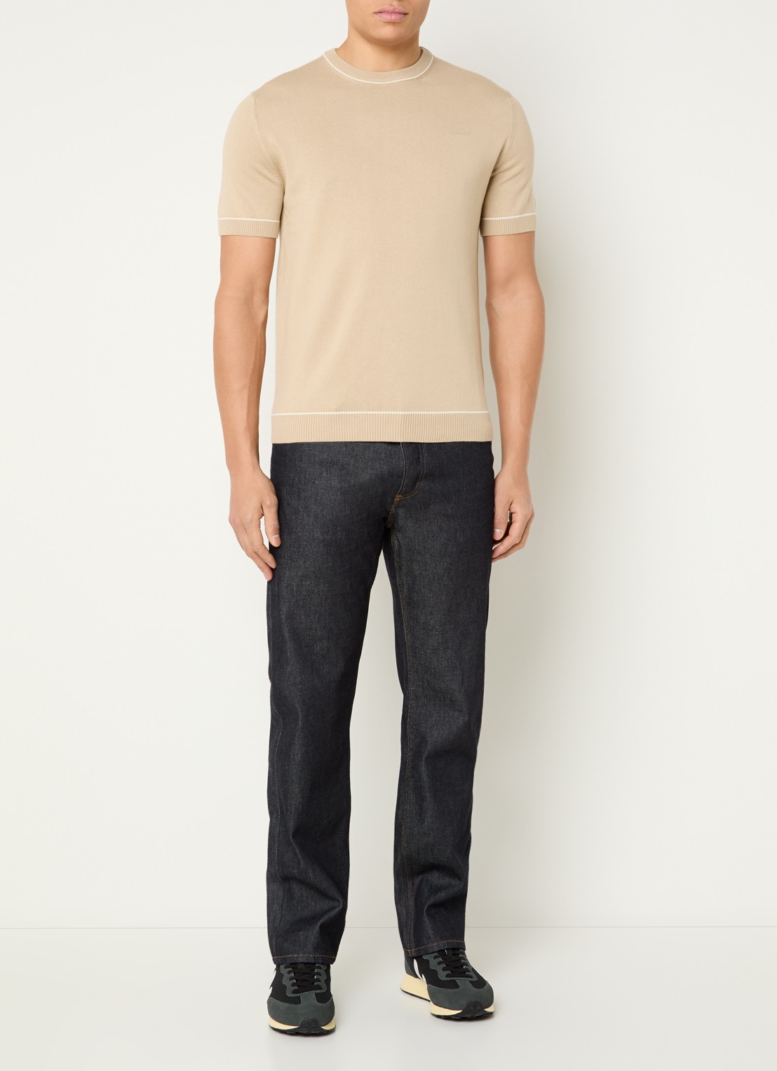 Gant Fijngebreid T-shirt met ronde hals - voorkant 3 beige