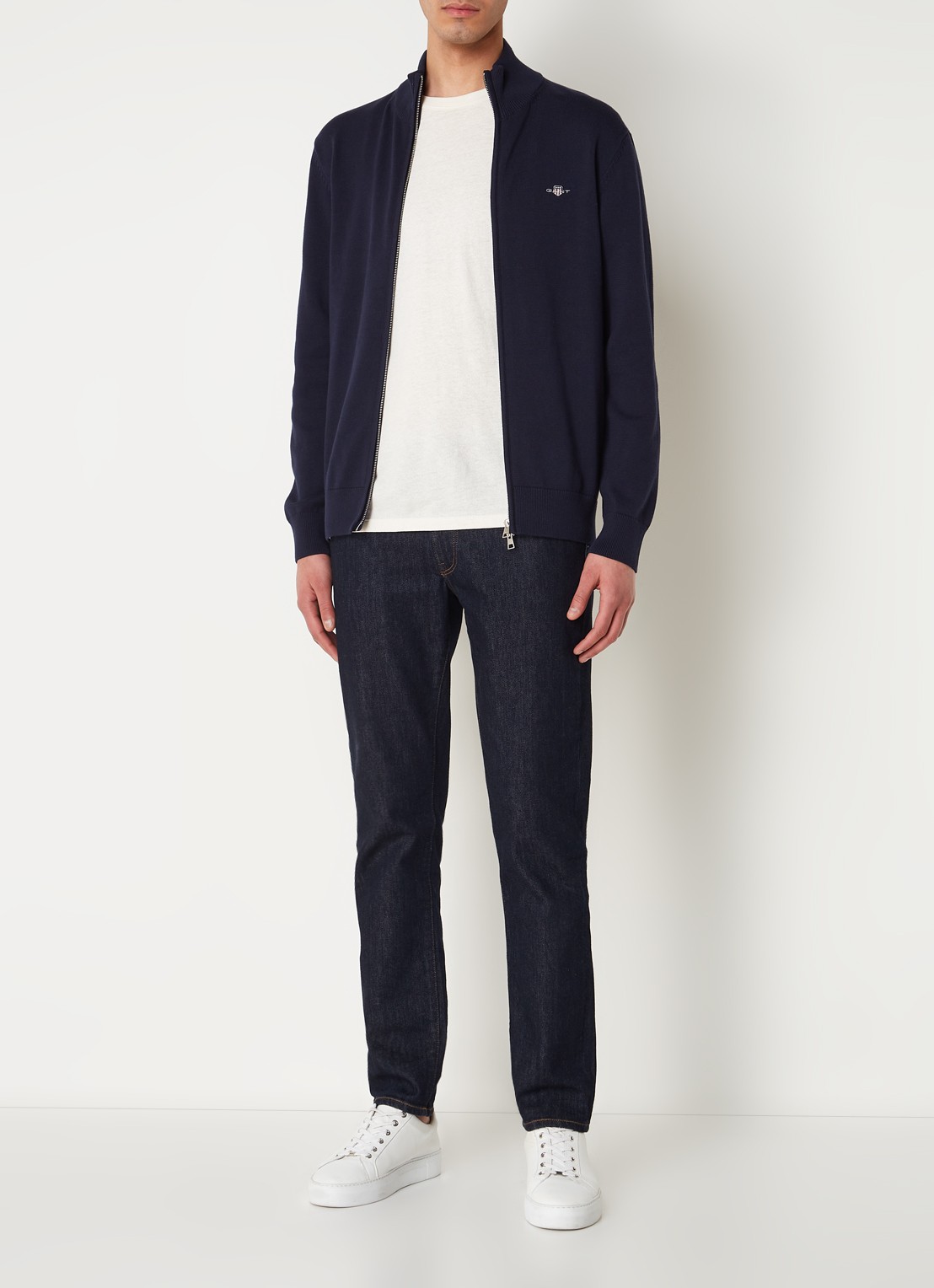 Gant Fijngebreid vest met logoborduring - voorkant 2 donkerblauw