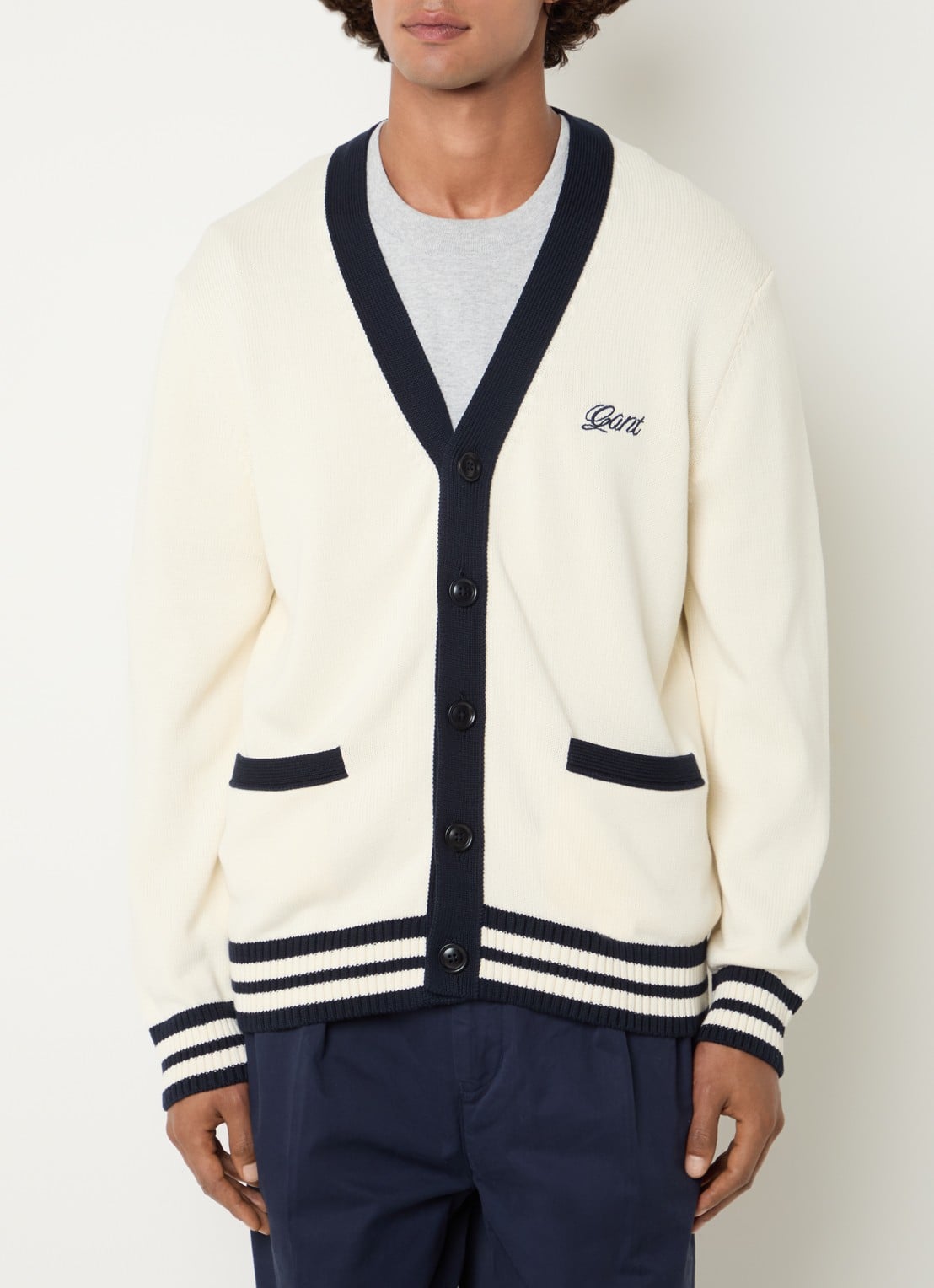 Gant Fijngebreid vest met logoborduring - detail 2 creme