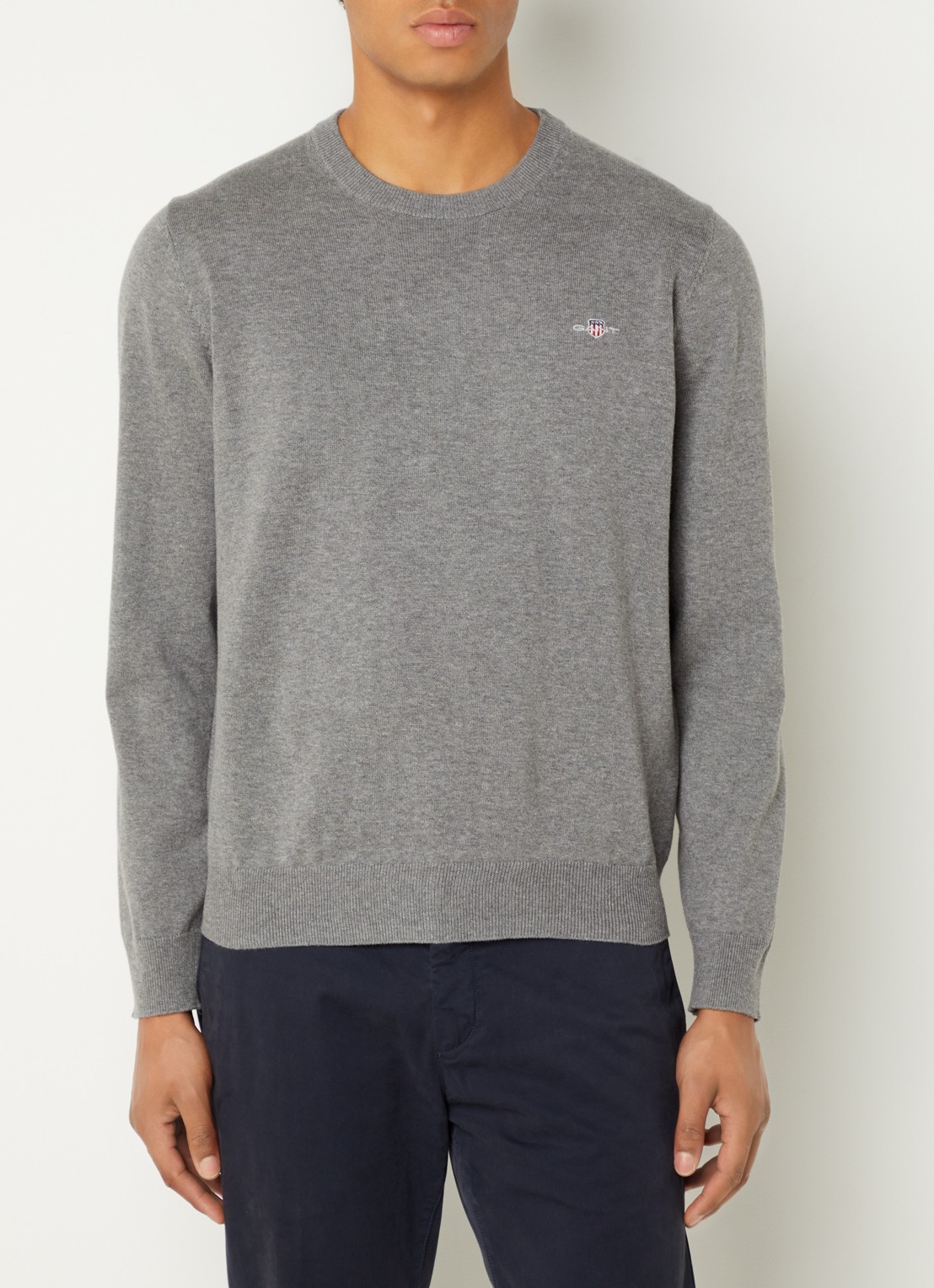 Gant Fijngebreide pullover met logoborduring  - detail grijs