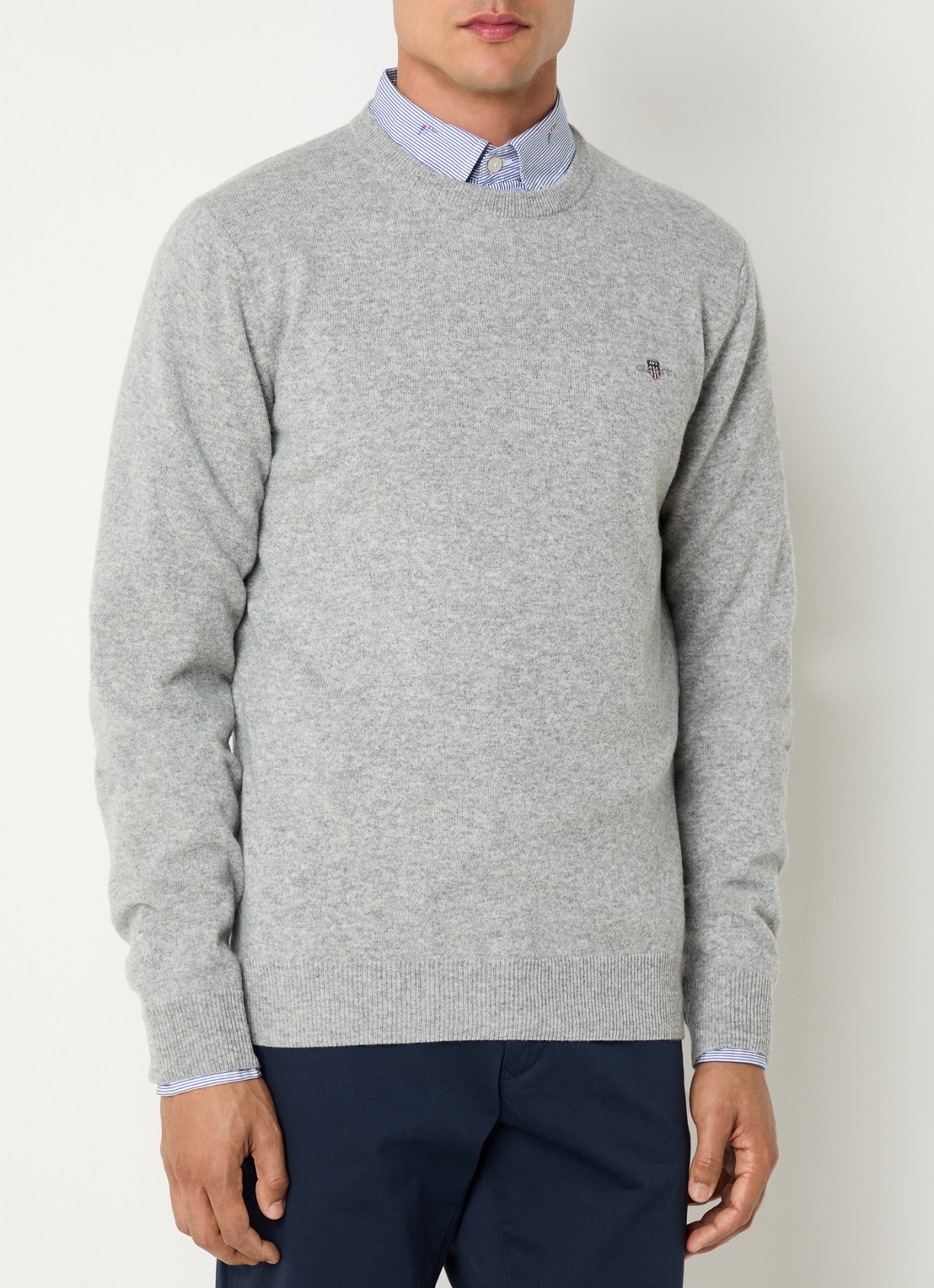 Gant Fijngebreide pullover van wol met logoborduring - detail grijsmele