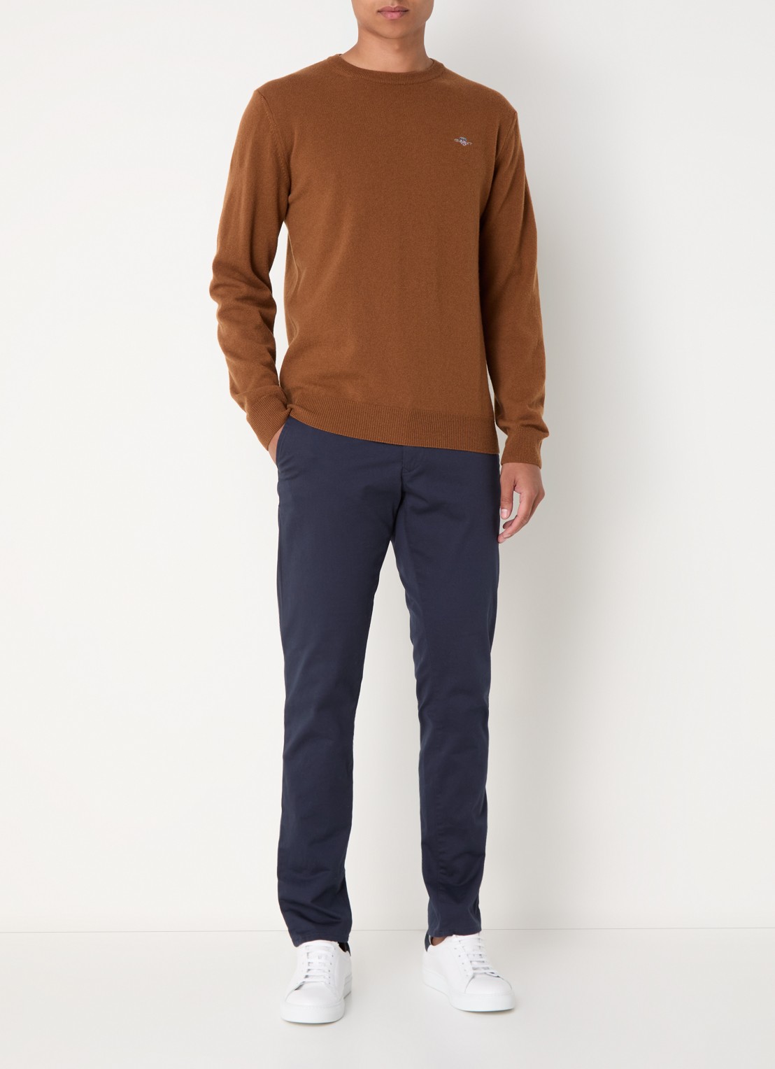 Gant Fijngebreide pullover van wol met logoborduring - voorkant 2 chocoladebruin
