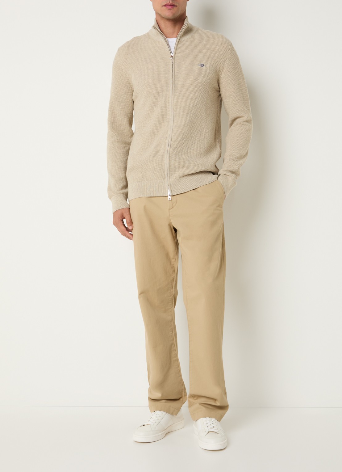 Gant Micro fijngebreid vest met logo - voorkant 3 naturel