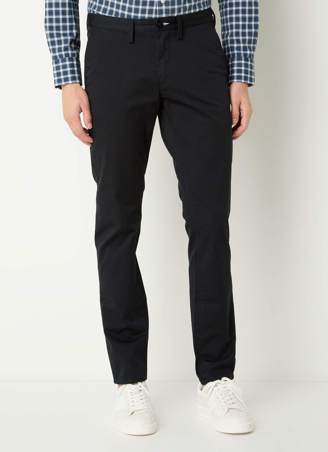 Gant Slim fit chino in  katoenblend met steekzakken - detail 2 zwart