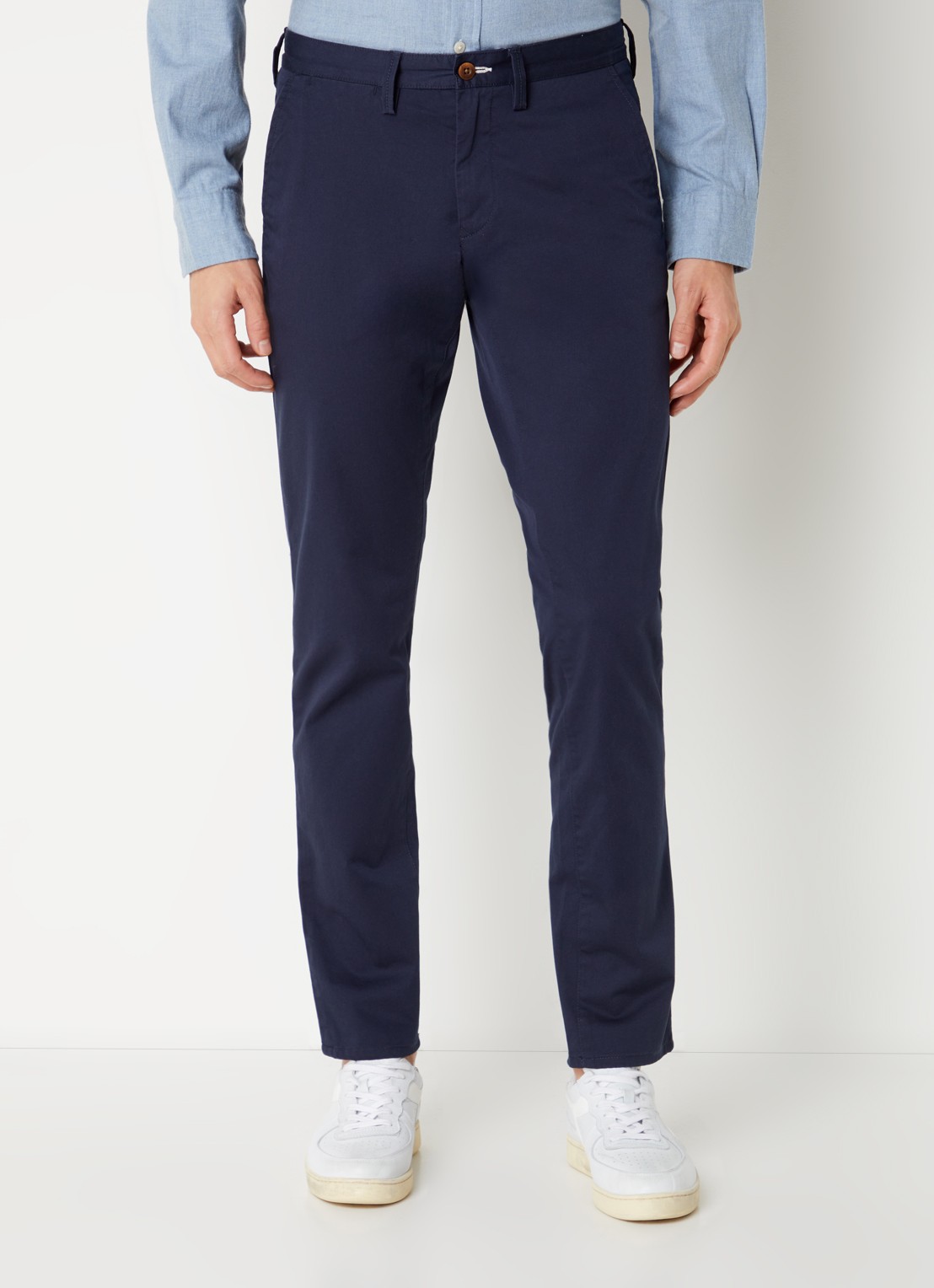 Gant Slim fit chino in  katoenblend met steekzakken - detail 2 donkerblauw