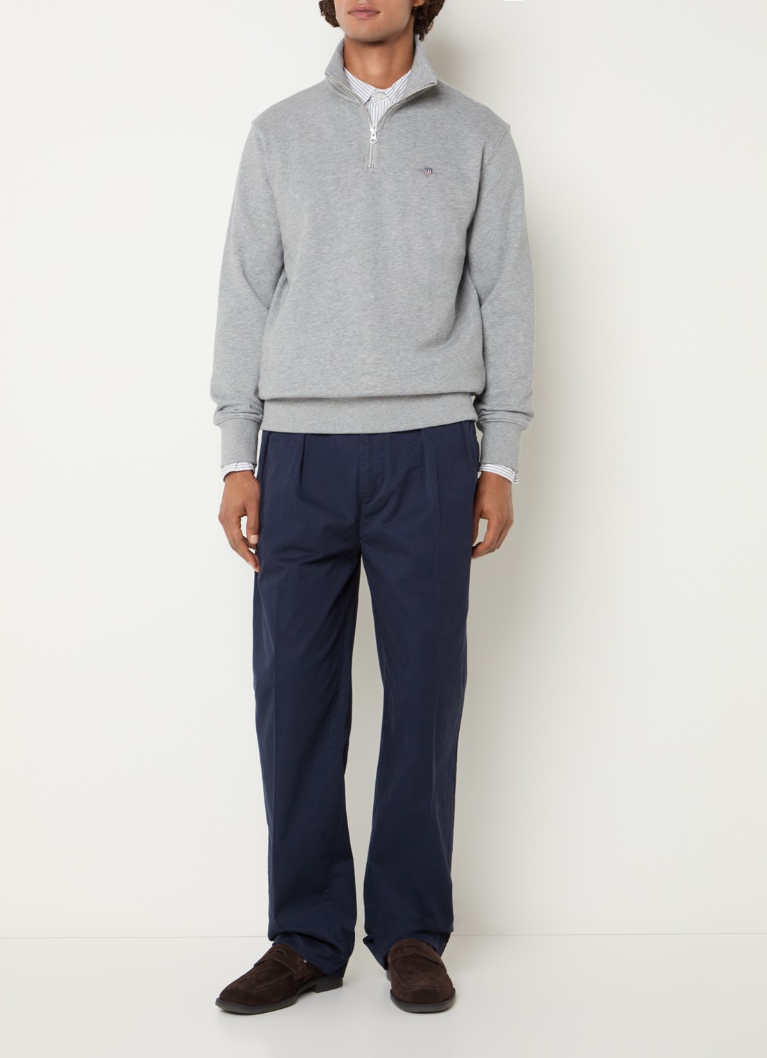 Gant Straight fit chino met steekzakken - voorkant 2 blauw