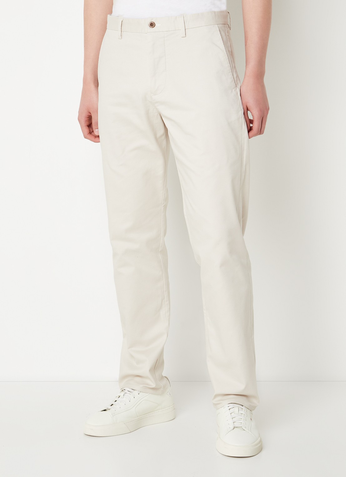 Gant Tapered fit chino met stretch - detail donkerbeige