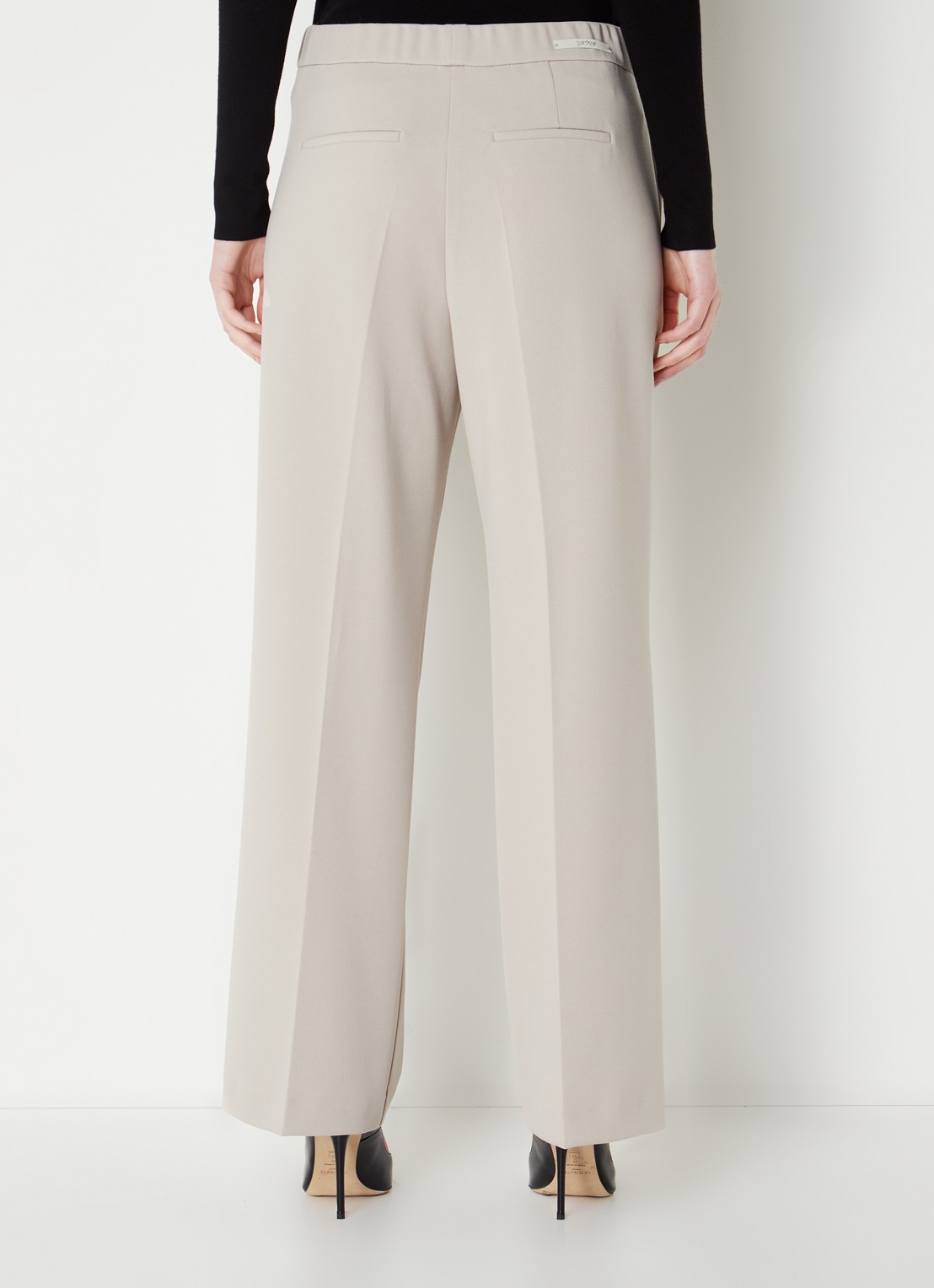 Gardeur Franca mid waist wide fit pantalon met persplooi - achterkant zand