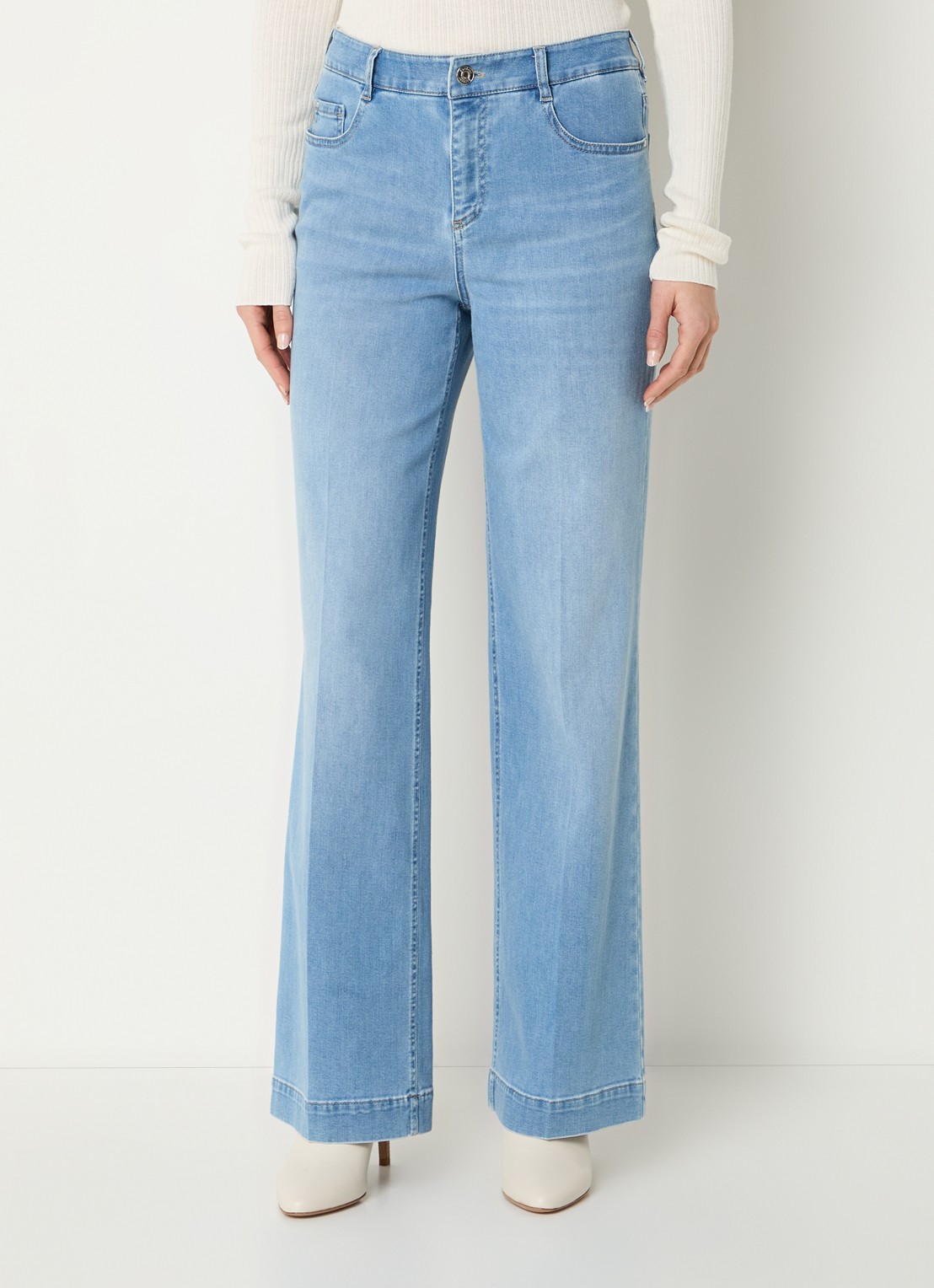 Gardeur High waist wide leg jeans  met lichte wassing - detail 4 indigo