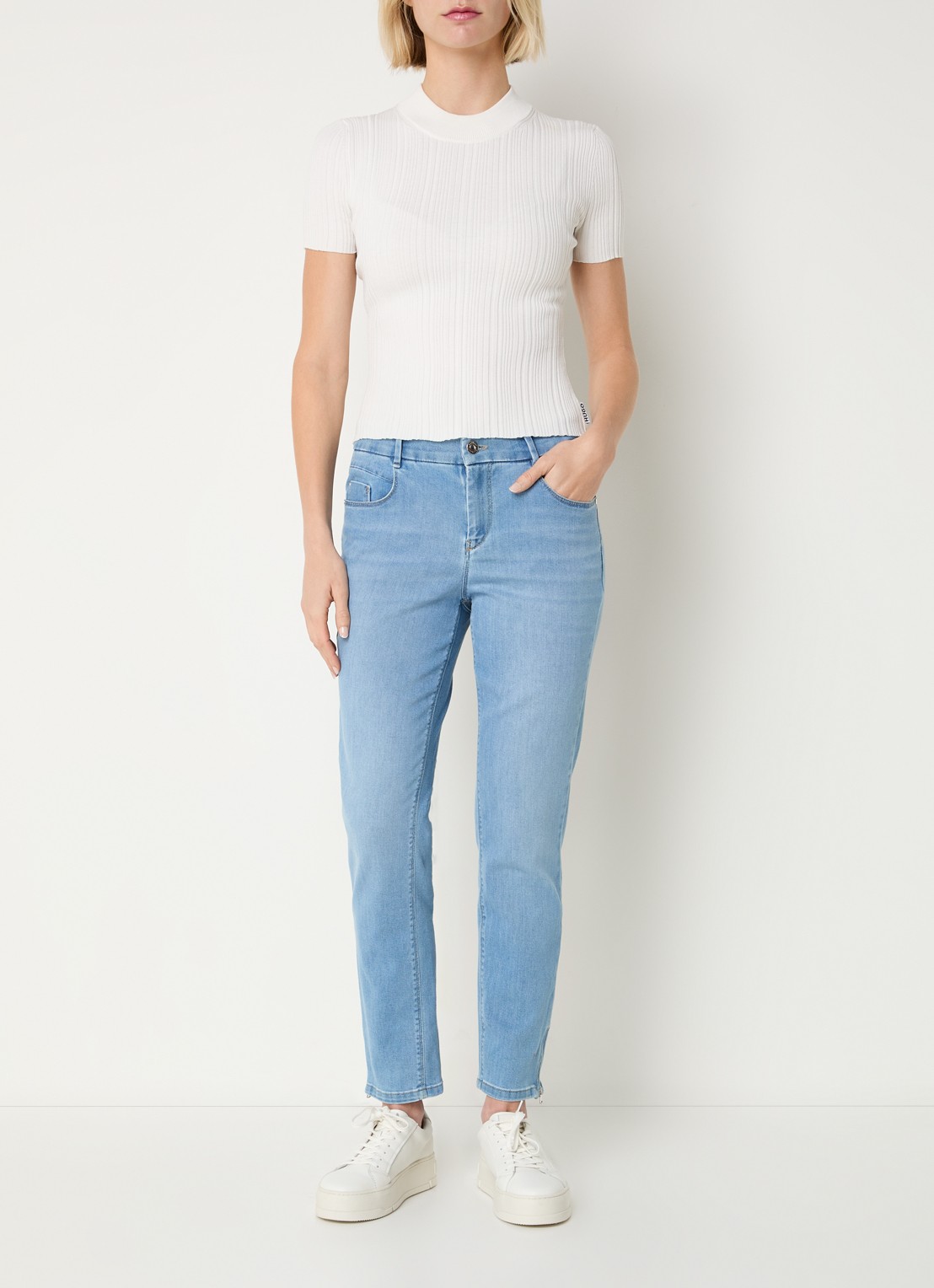 Gardeur Mid waist cropped slim fit jeans  met lichte wassing - voorkant 3 indigo