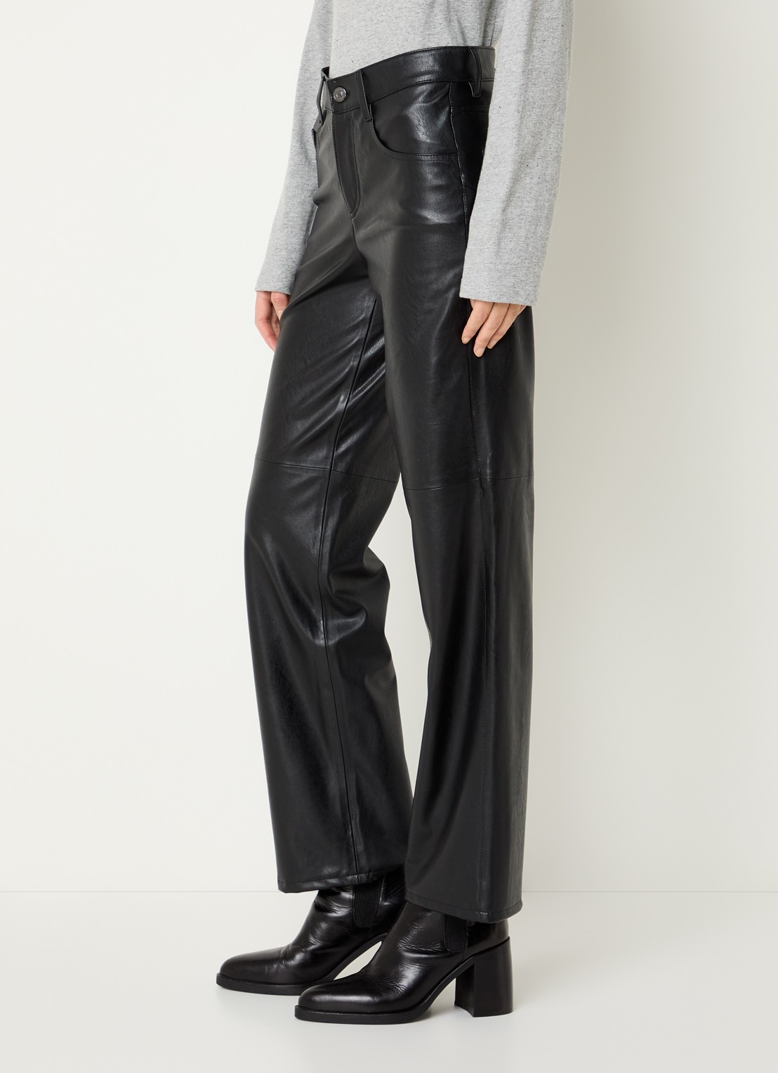 Gardeur Mid waist straight leg broek van imitatieleer - detail 4 zwart