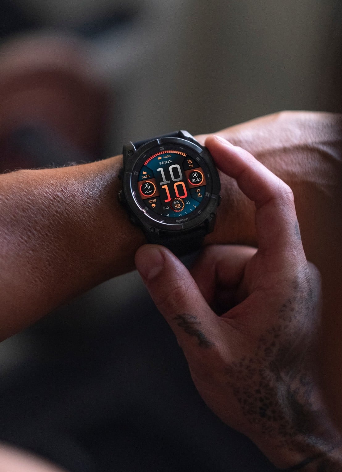 Garmin Fenix 8 47mm, AMOLED, saffier - voorkant 2 zwart