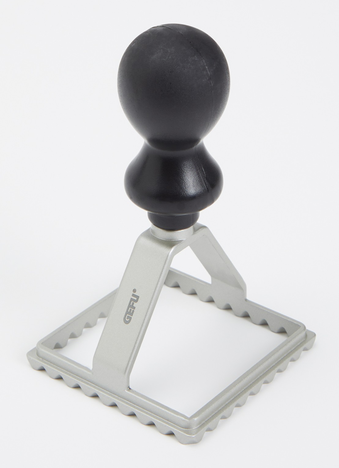 GEFU Liguri ravioli uitsteker 12 cm - voorkant 2 donkergrijs