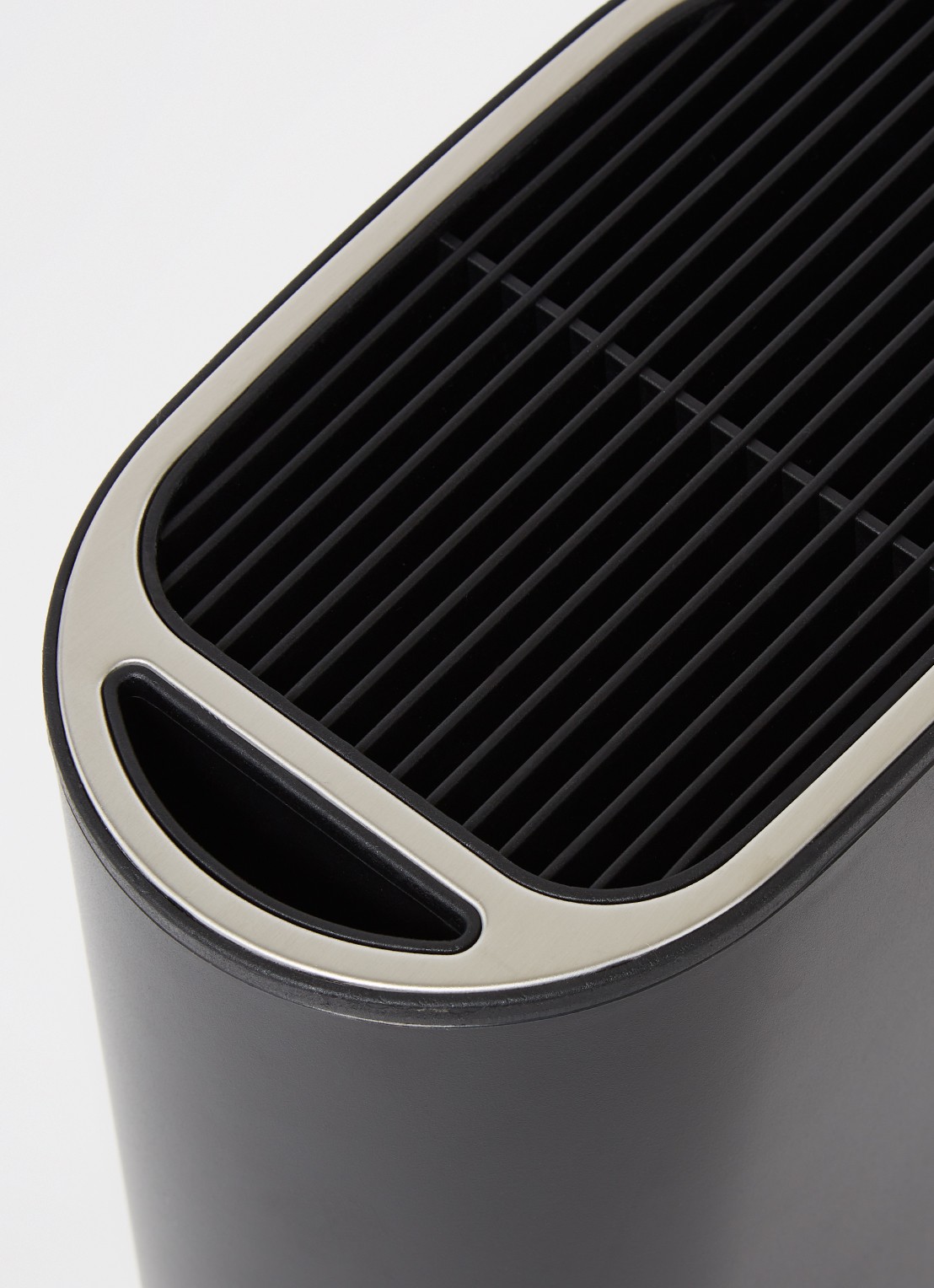 GEFU Smartline messenblok 25,5 cm - detail zwart
