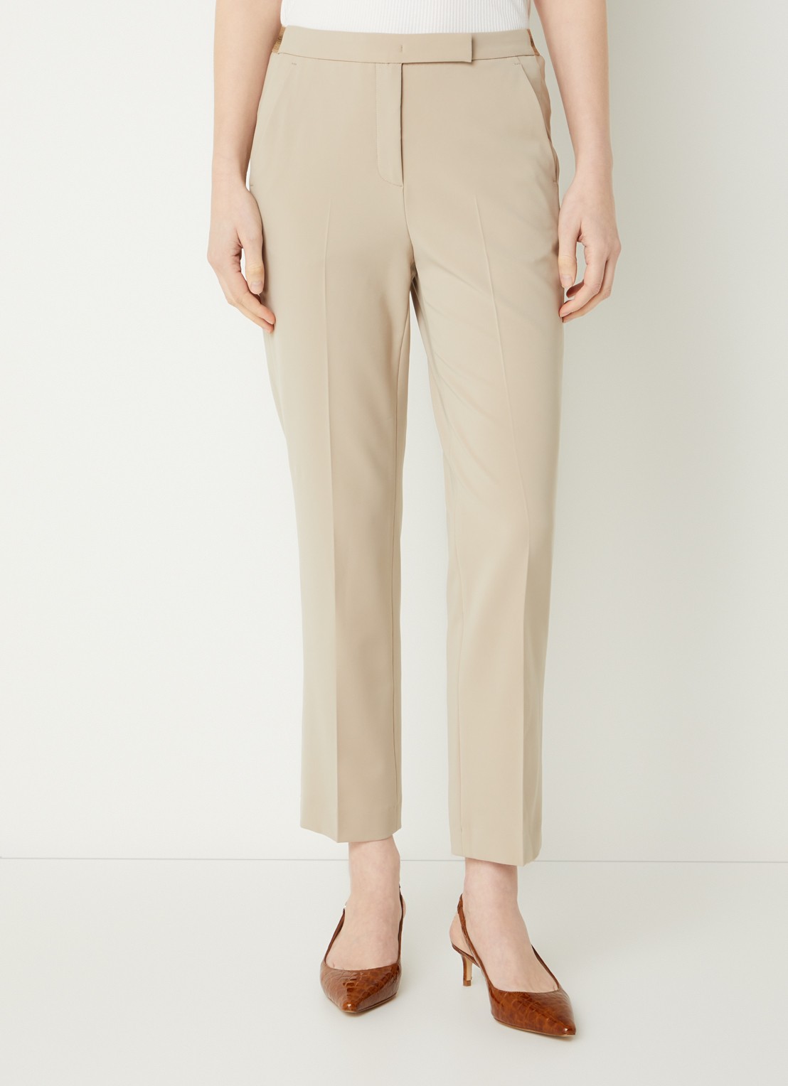 Gerard Darel Alya high waist slim fit cropped chino met steekzakken - detail beige