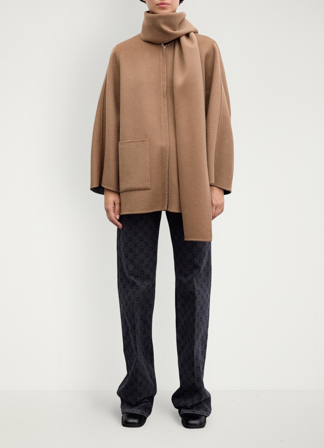 Gerard Darel Amia reversible jack van wol met sjaalkraag - voorkant 2 camel