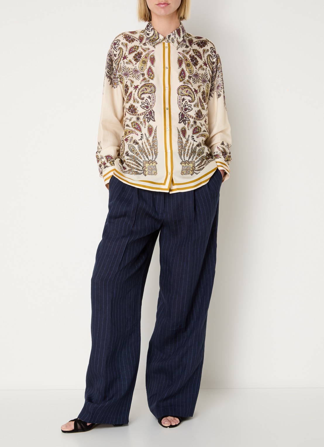 Gerard Darel Canna blouse van satijn met print - voorkant 2 beige