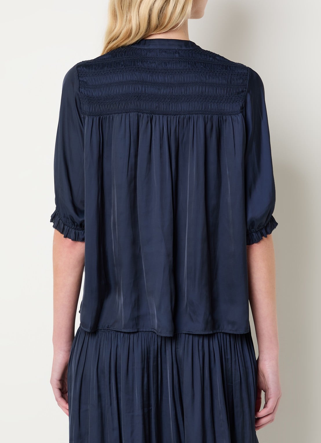 Gerard Darel Catrine blouse van satijn - achterkant 2 donkerblauw