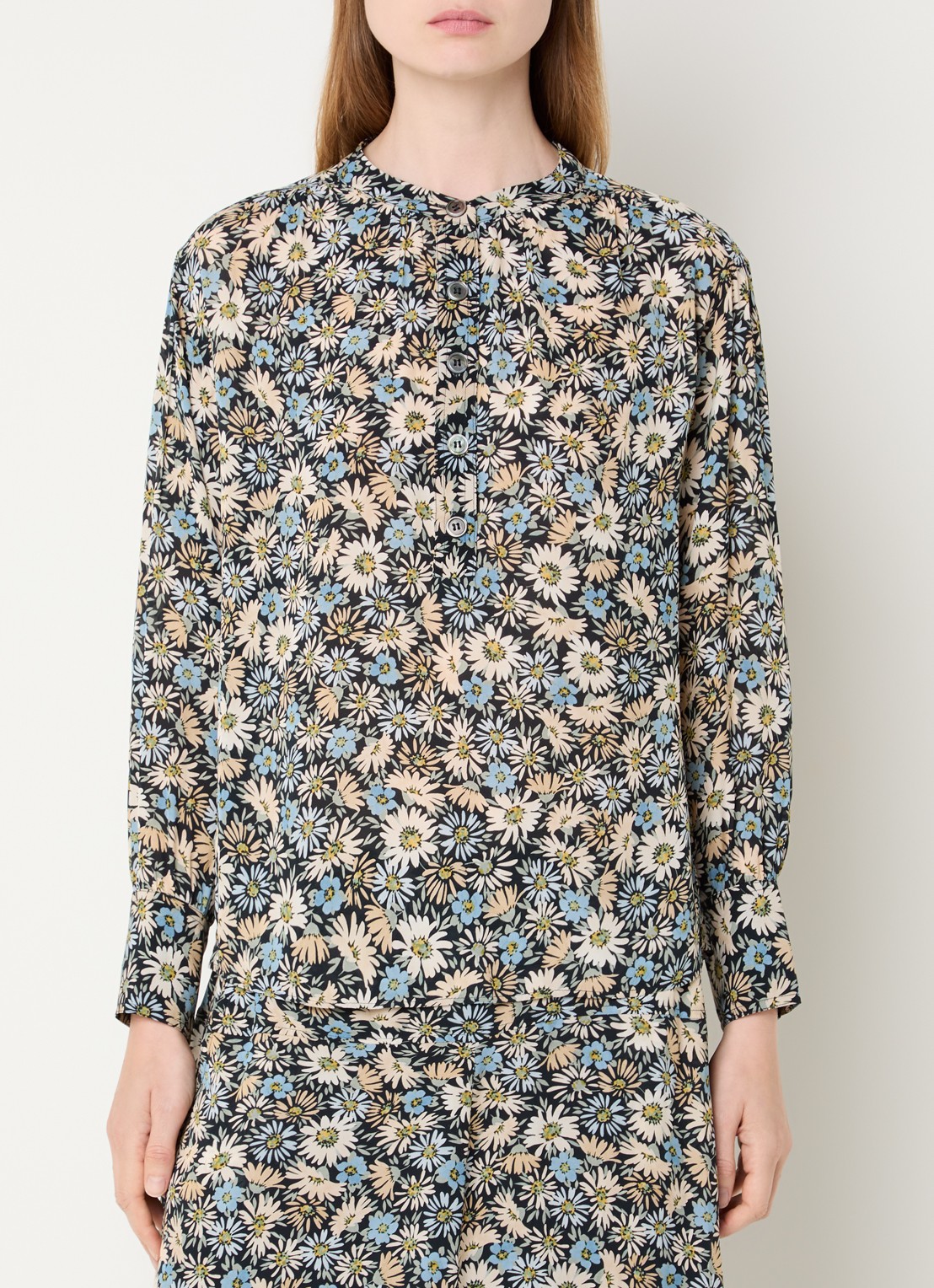 Gerard Darel Clymene blouse met bloemenprint - detail 2 zwart