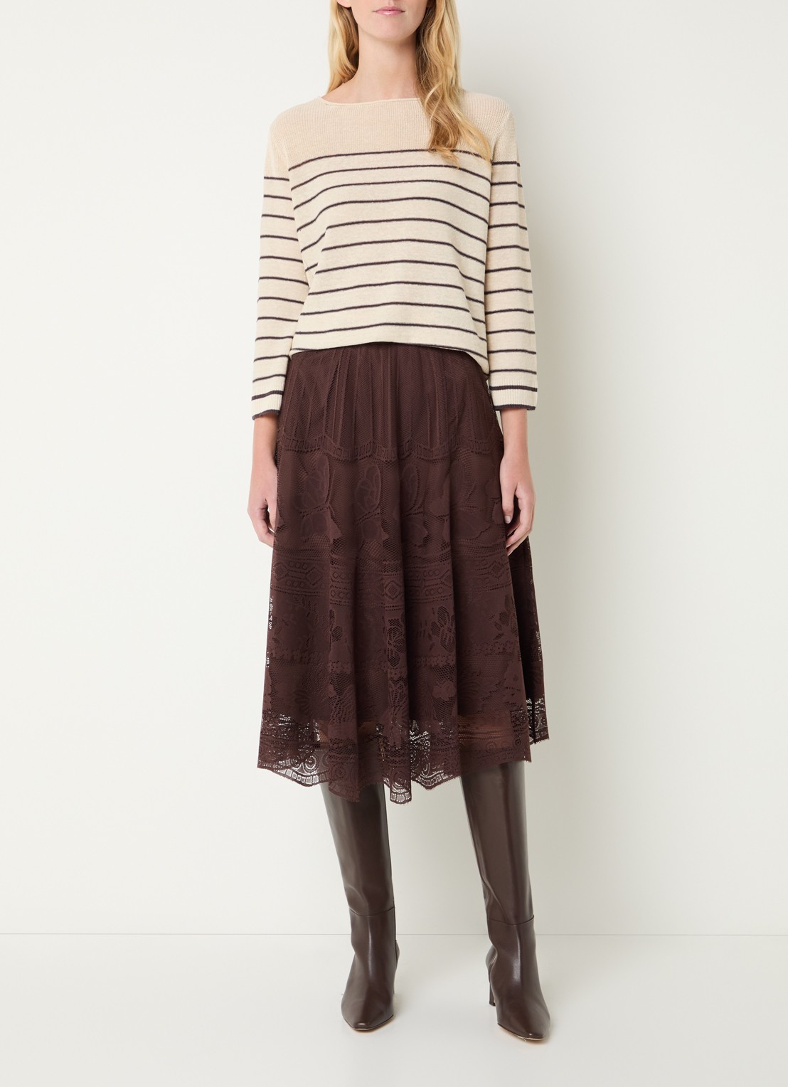 Gerard Darel Jany midi rok met bloemenprint van kant - voorkant 4 donkerbruin